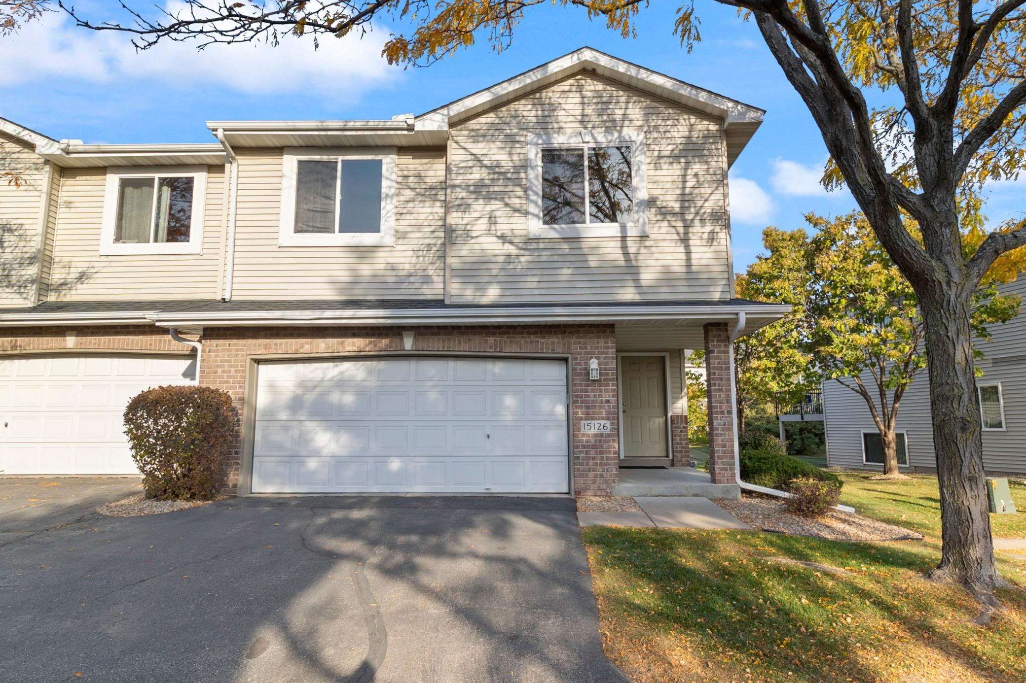 15126 Cimarron Avenue