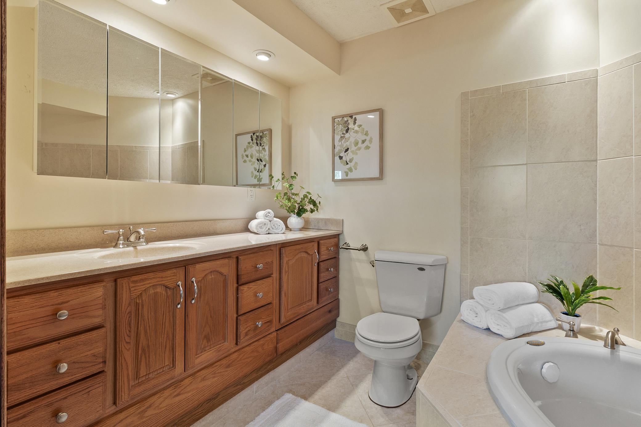 15126 Cimarron Avenue