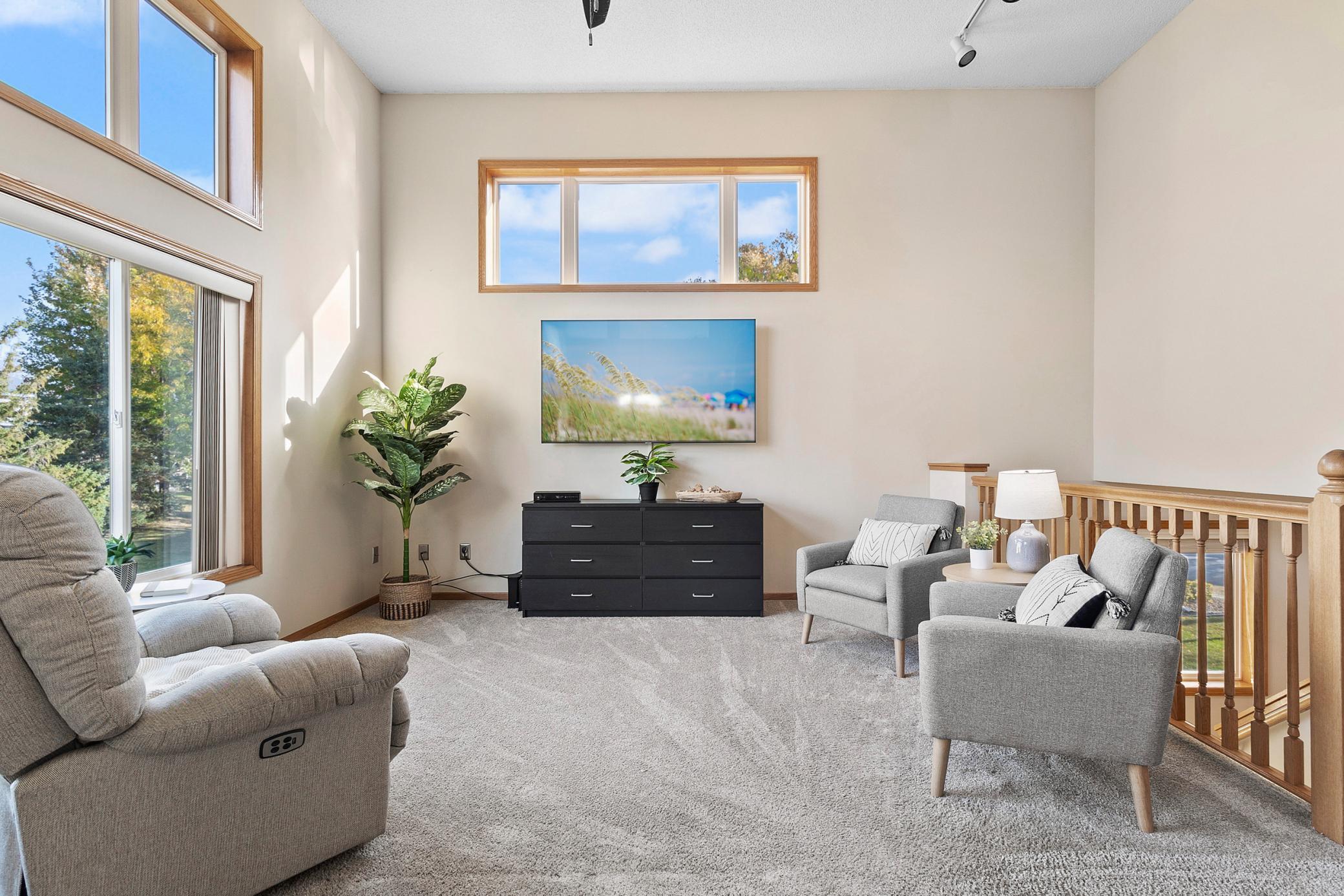 15126 Cimarron Avenue