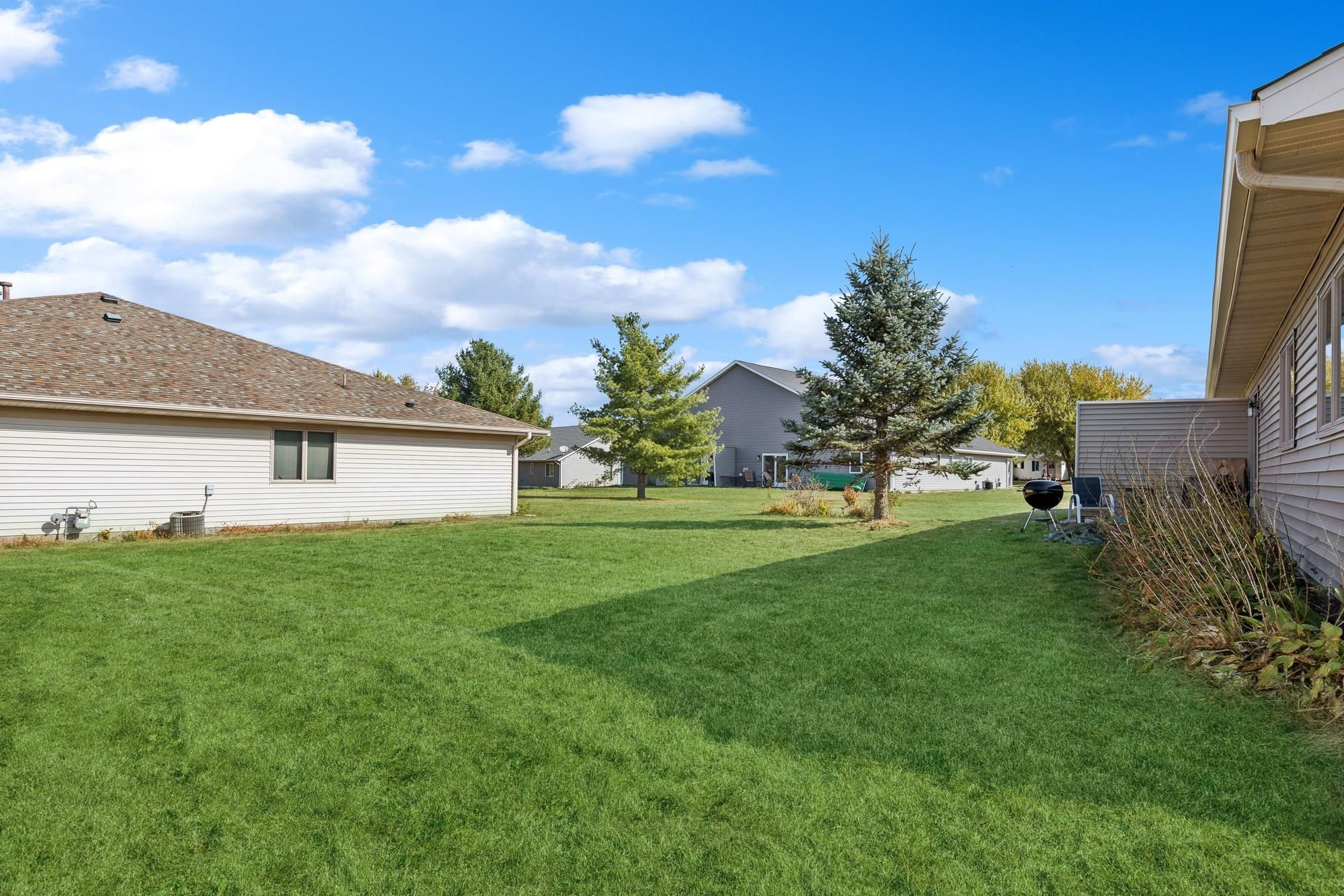 1423 Summit Street Unit: 9