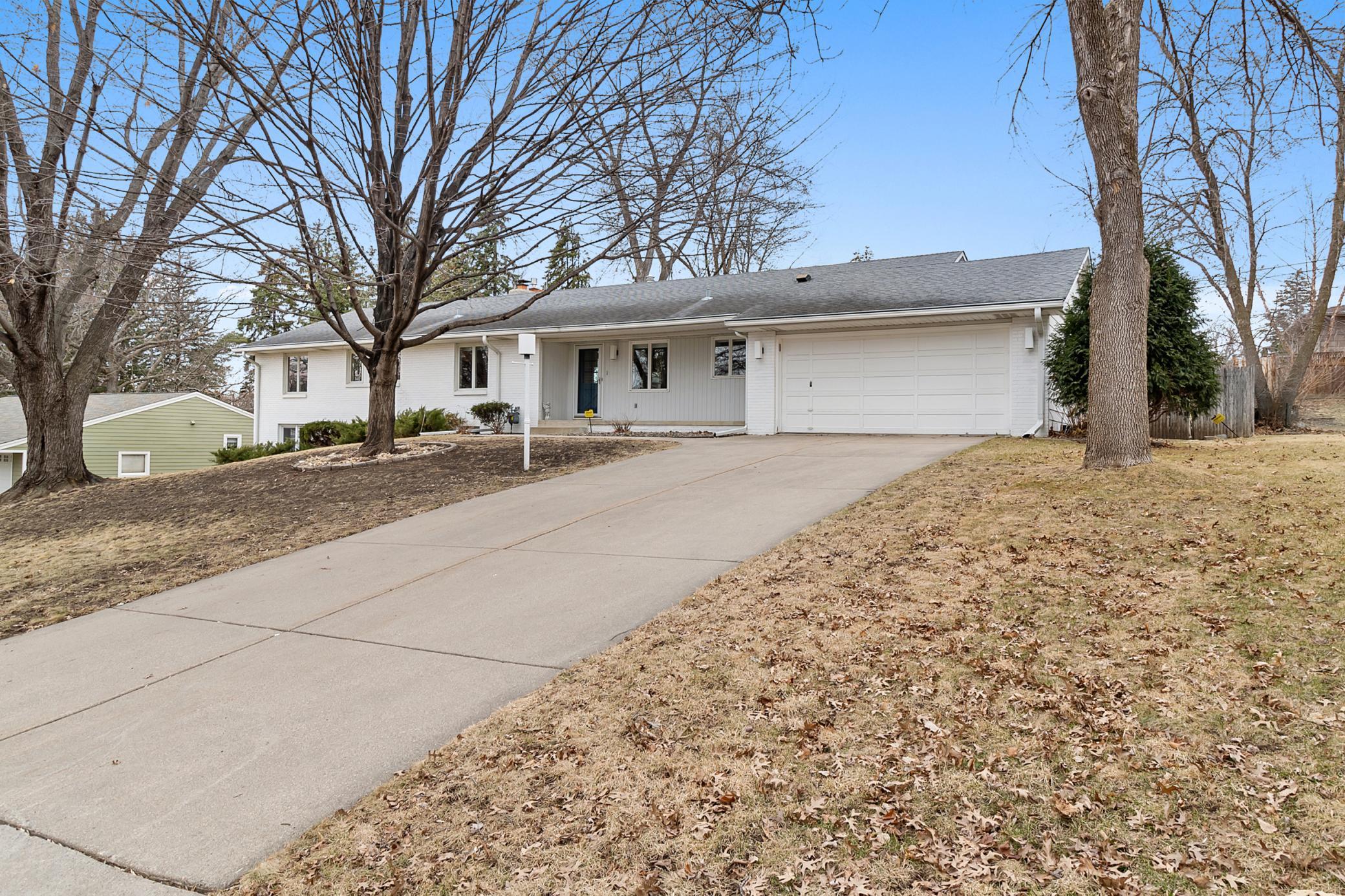 6008 Saxony Road