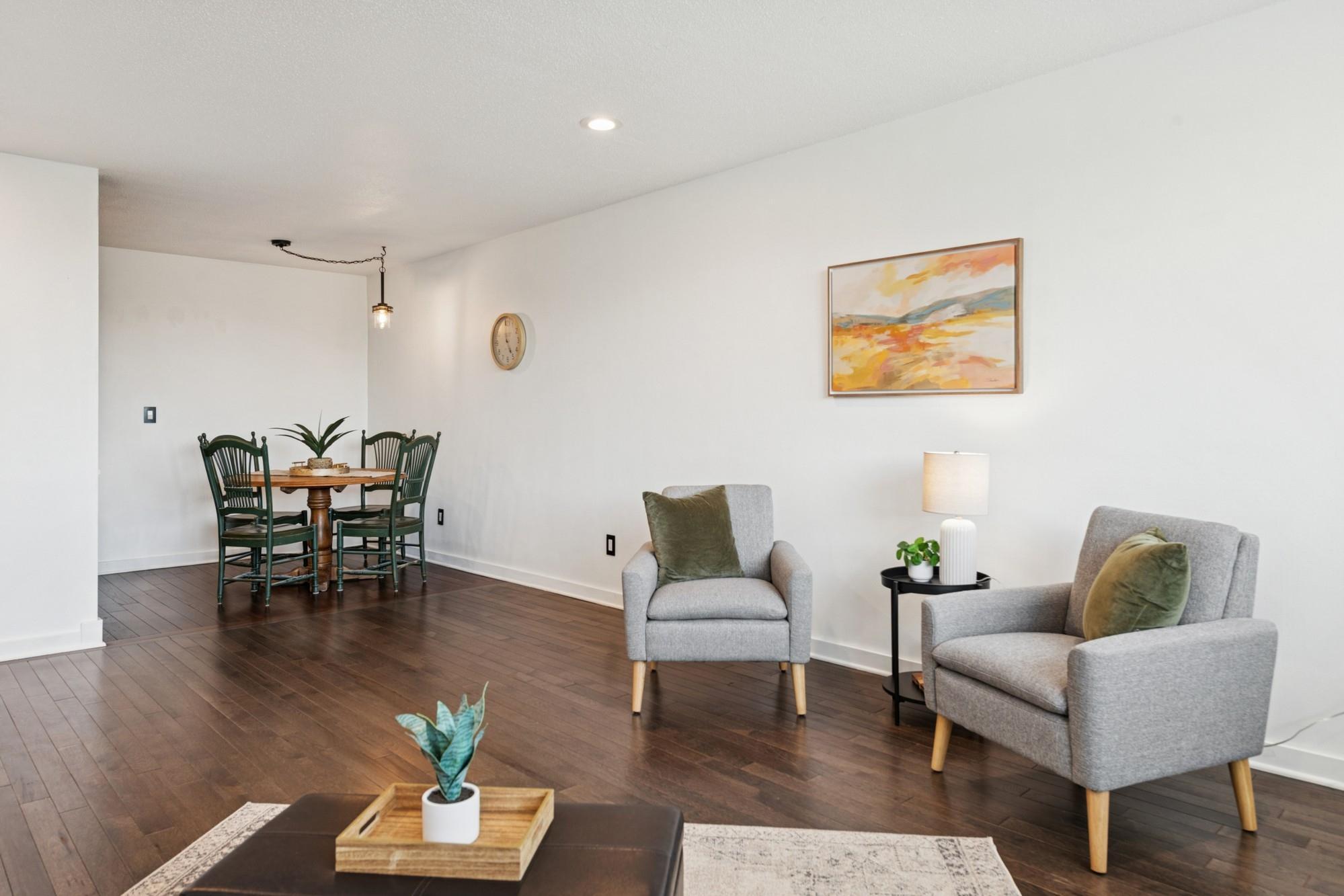 2500 Blaisdell Avenue Unit: 401