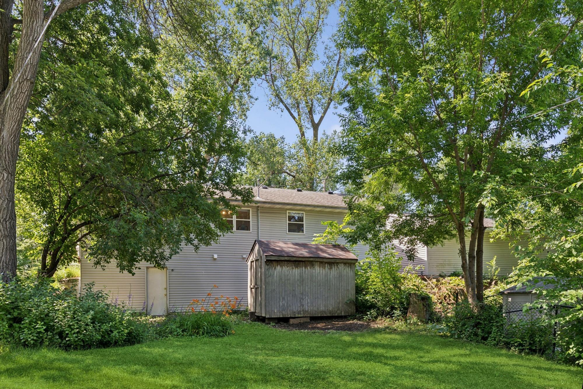 1624 Old Hudson Road