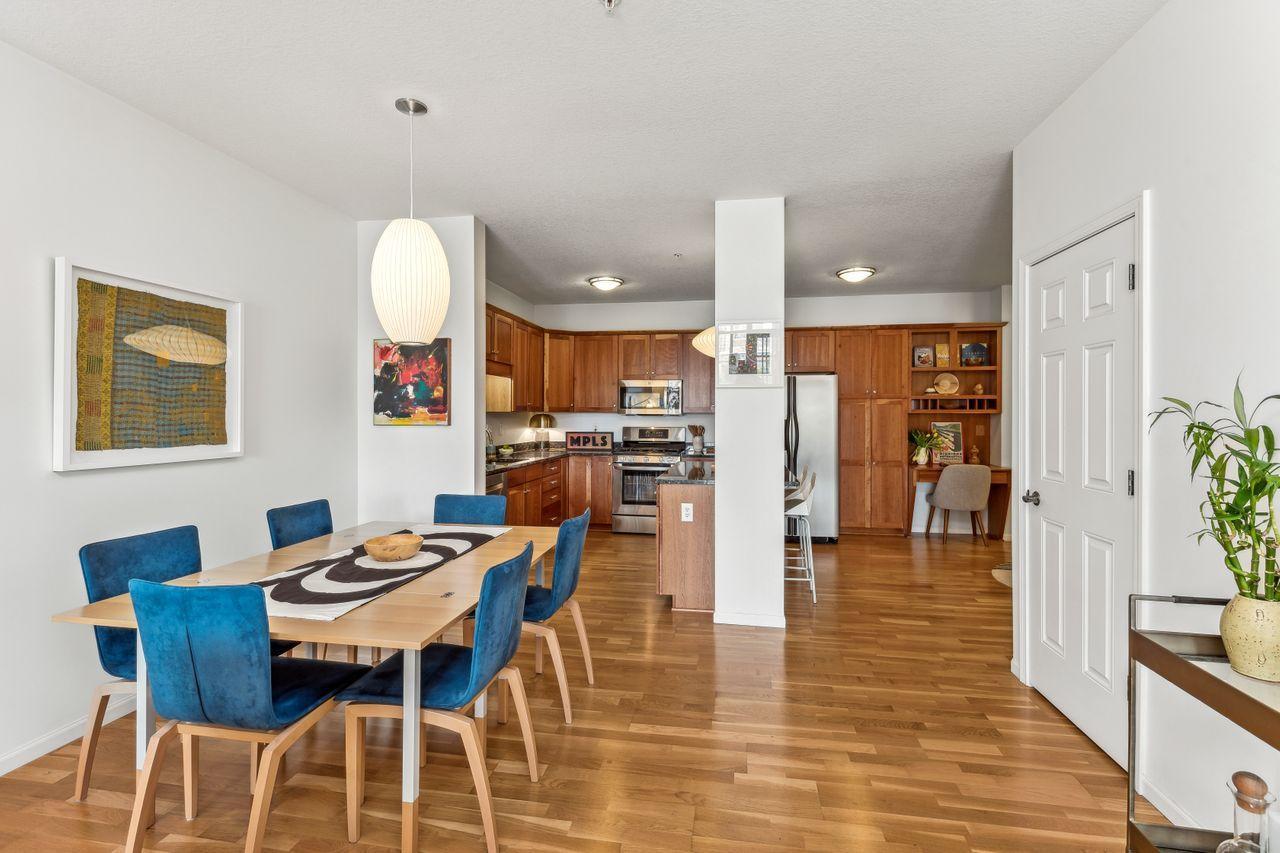 301 Oak Grove Street Unit: 305