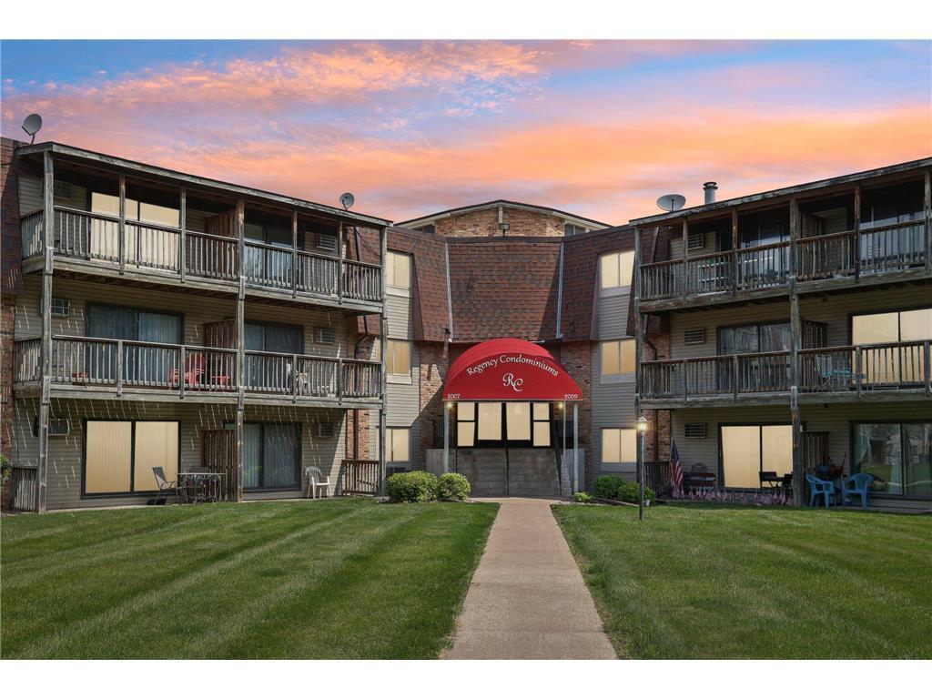 2011 E 122nd Street Unit: D4