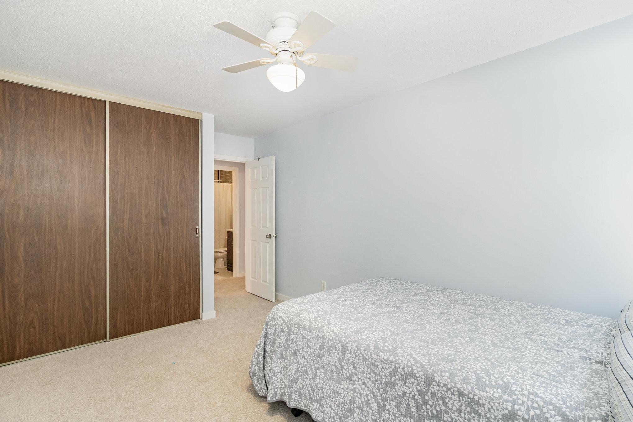 2011 E 122nd Street Unit: D4