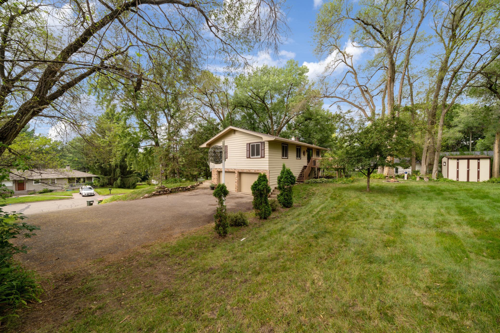 711 Kinnickinnic Street