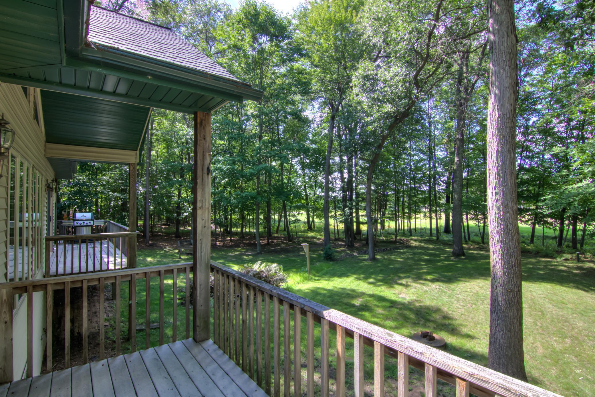 29049 Hanscom Lake Trailway