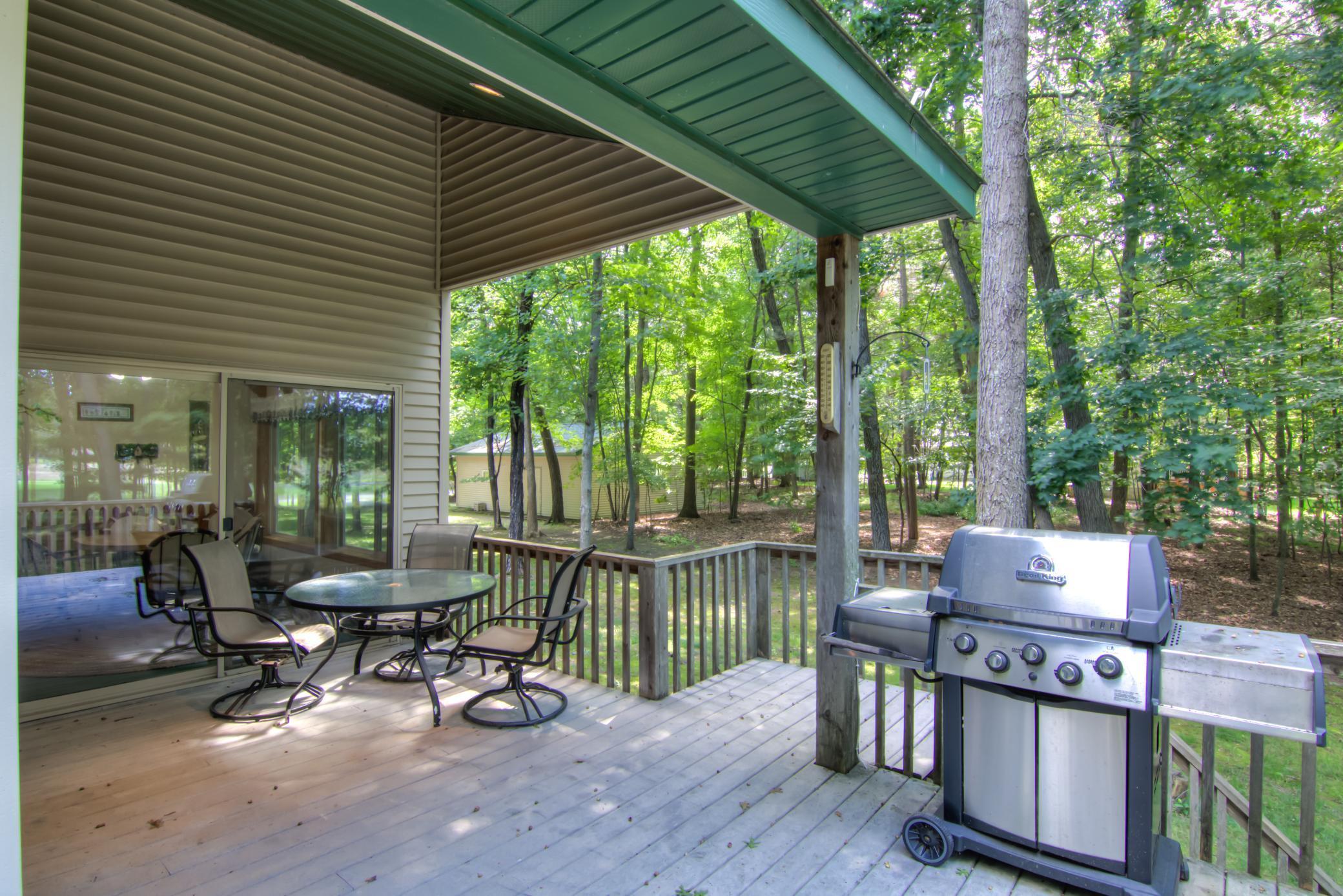 29049 Hanscom Lake Trailway