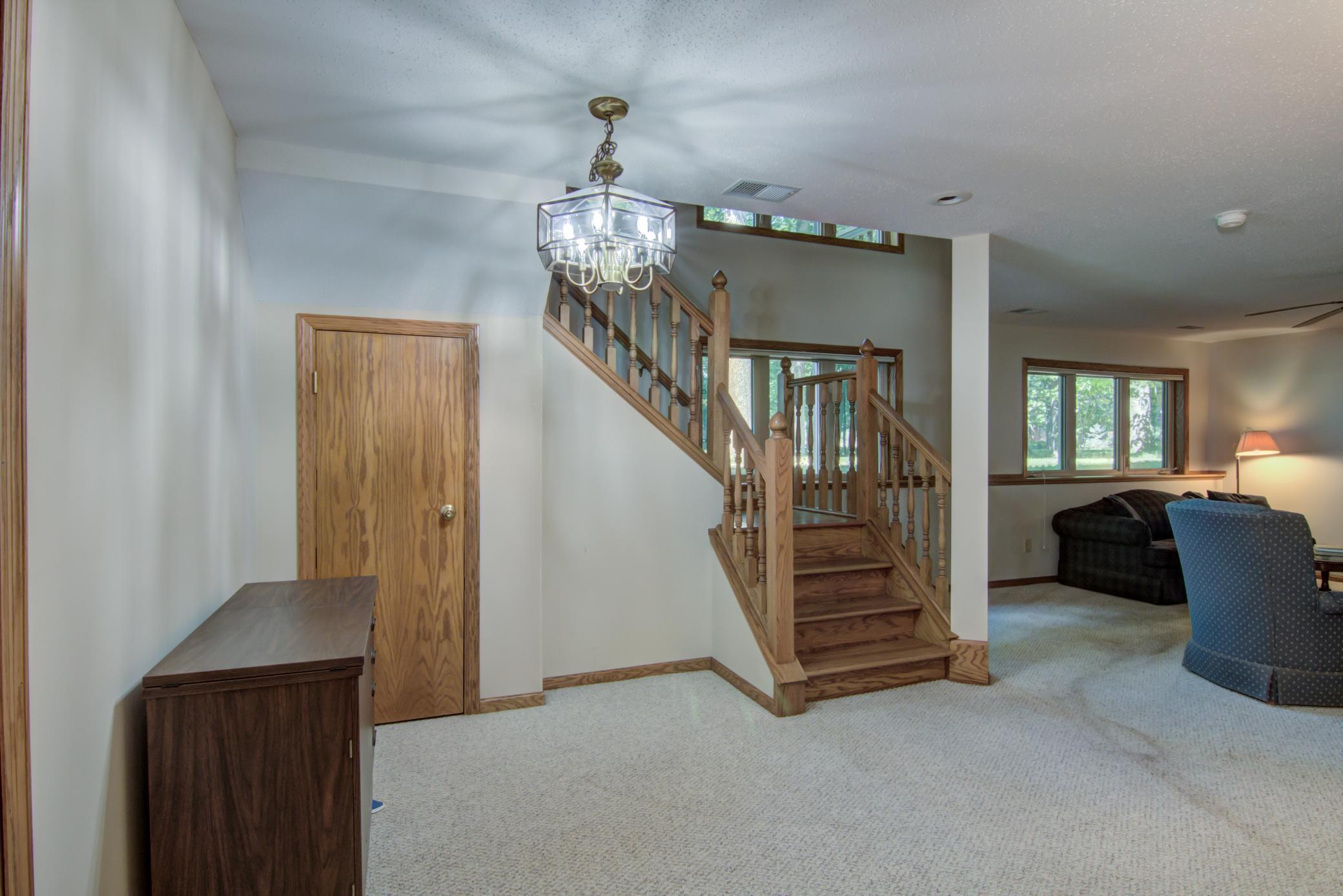 29049 Hanscom Lake Trailway