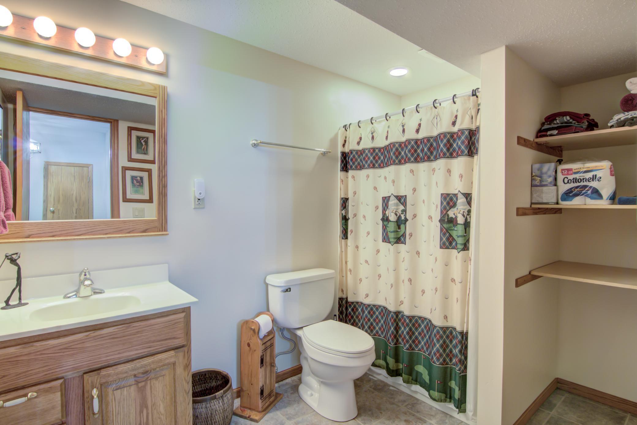 29049 Hanscom Lake Trailway