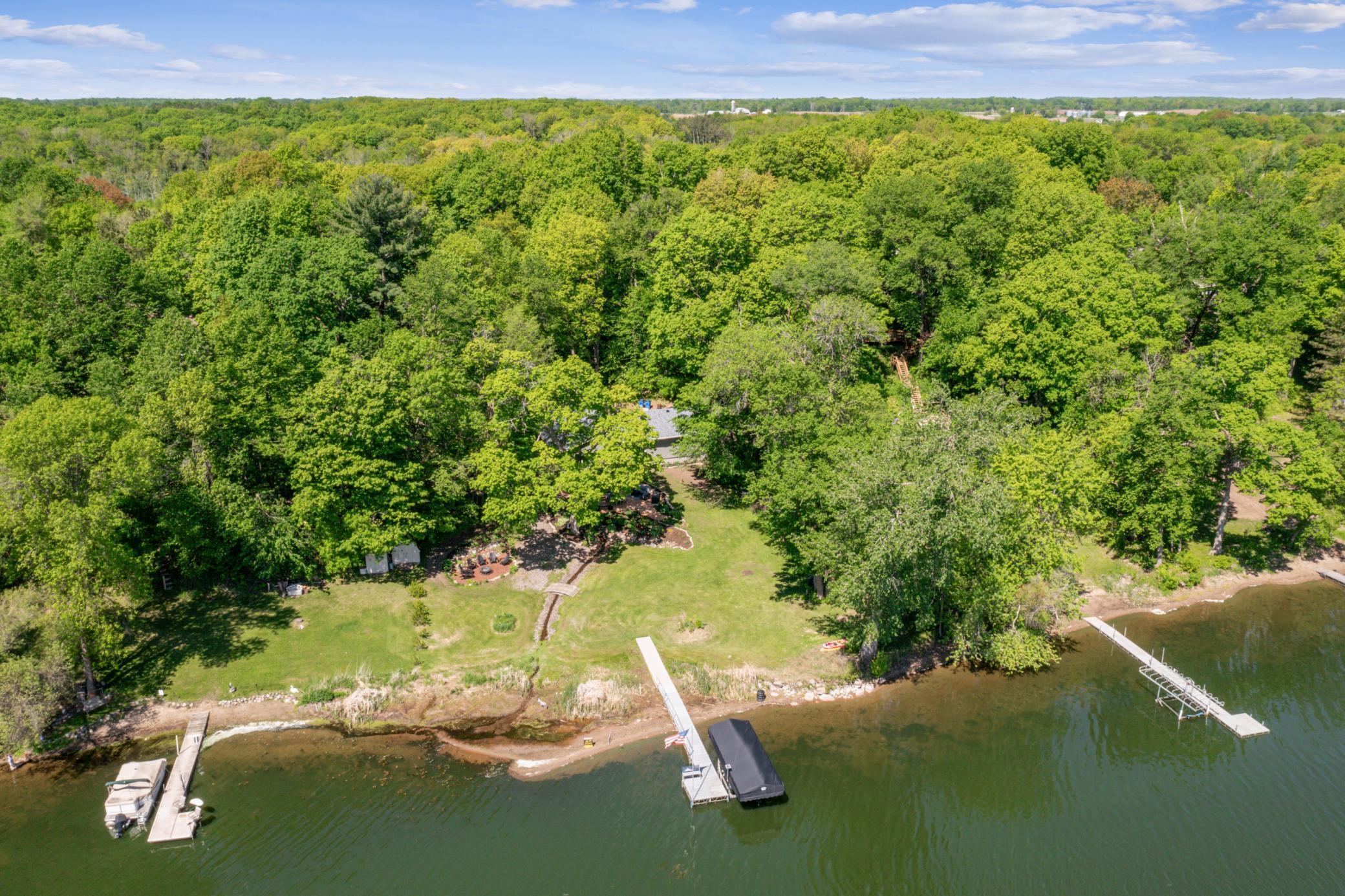 49935 Acacia Trail