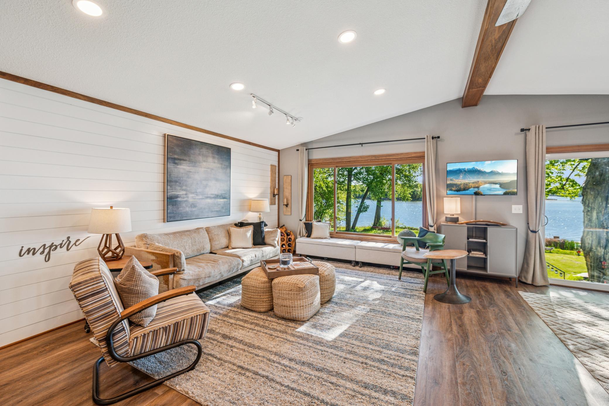 49935 Acacia Trail