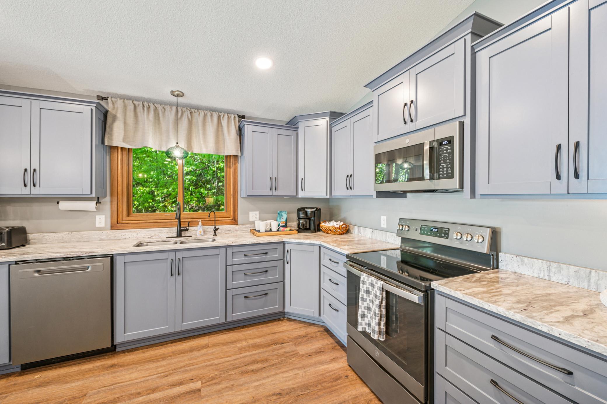 49935 Acacia Trail