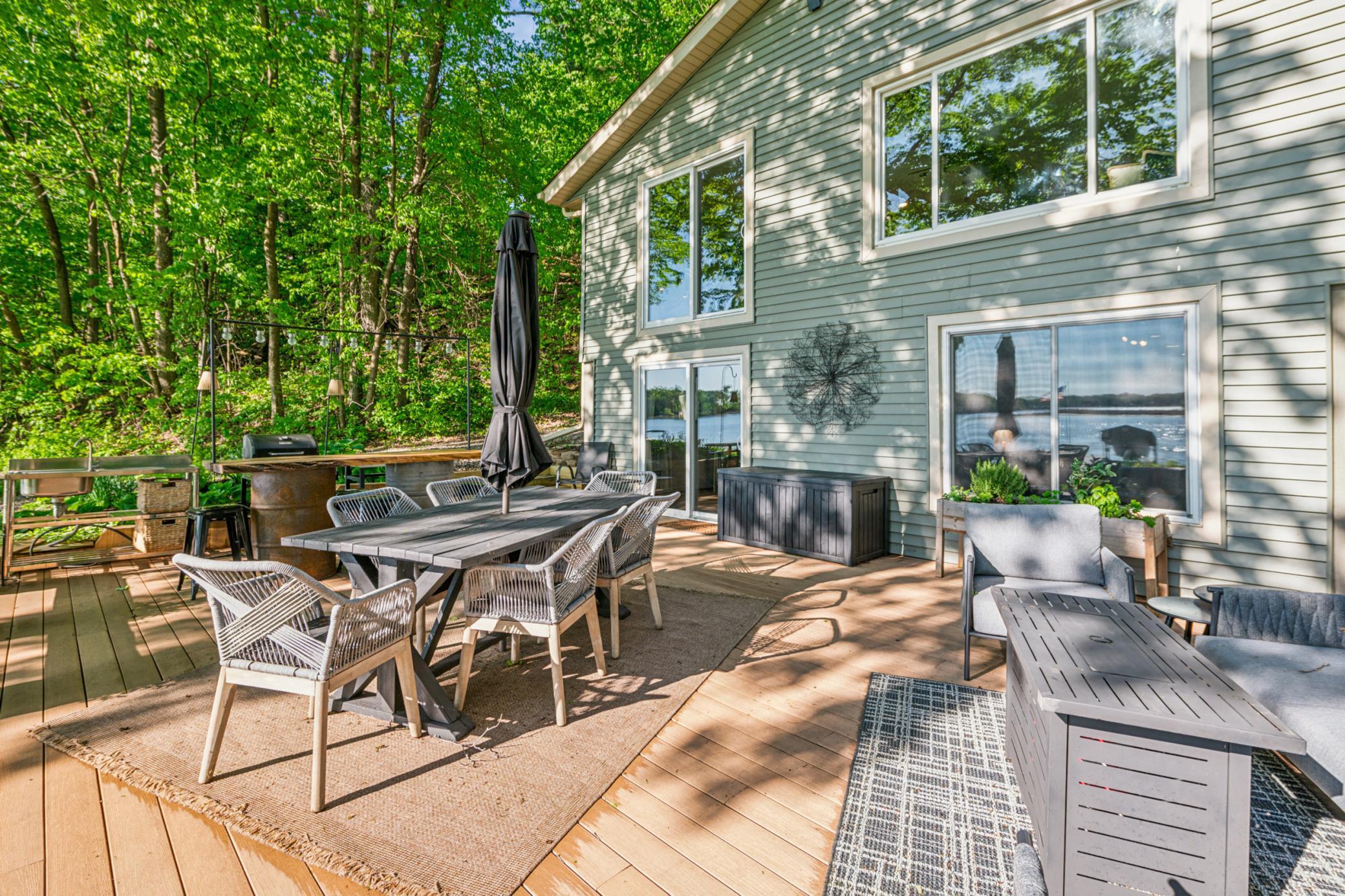 49935 Acacia Trail