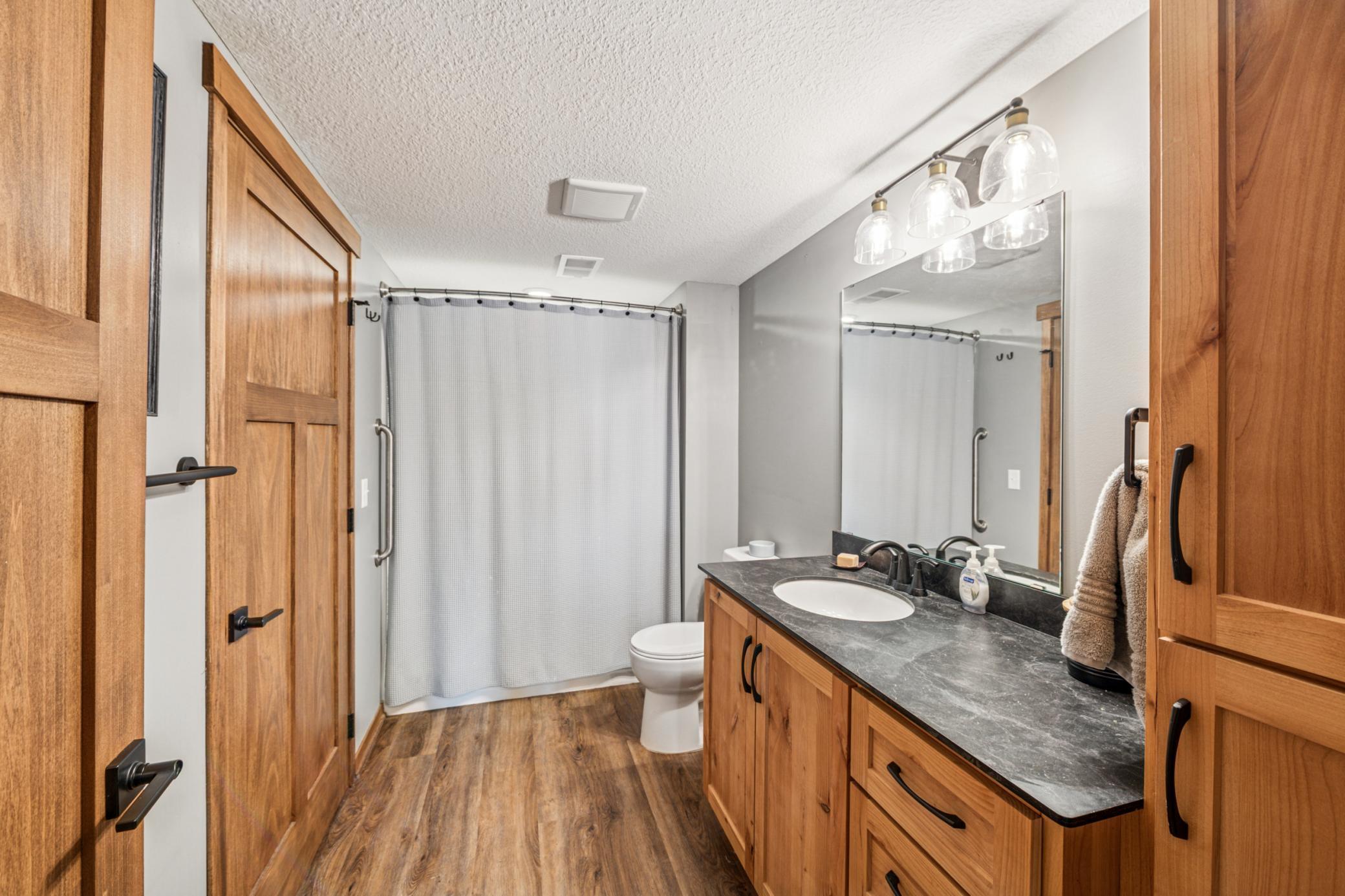 49935 Acacia Trail