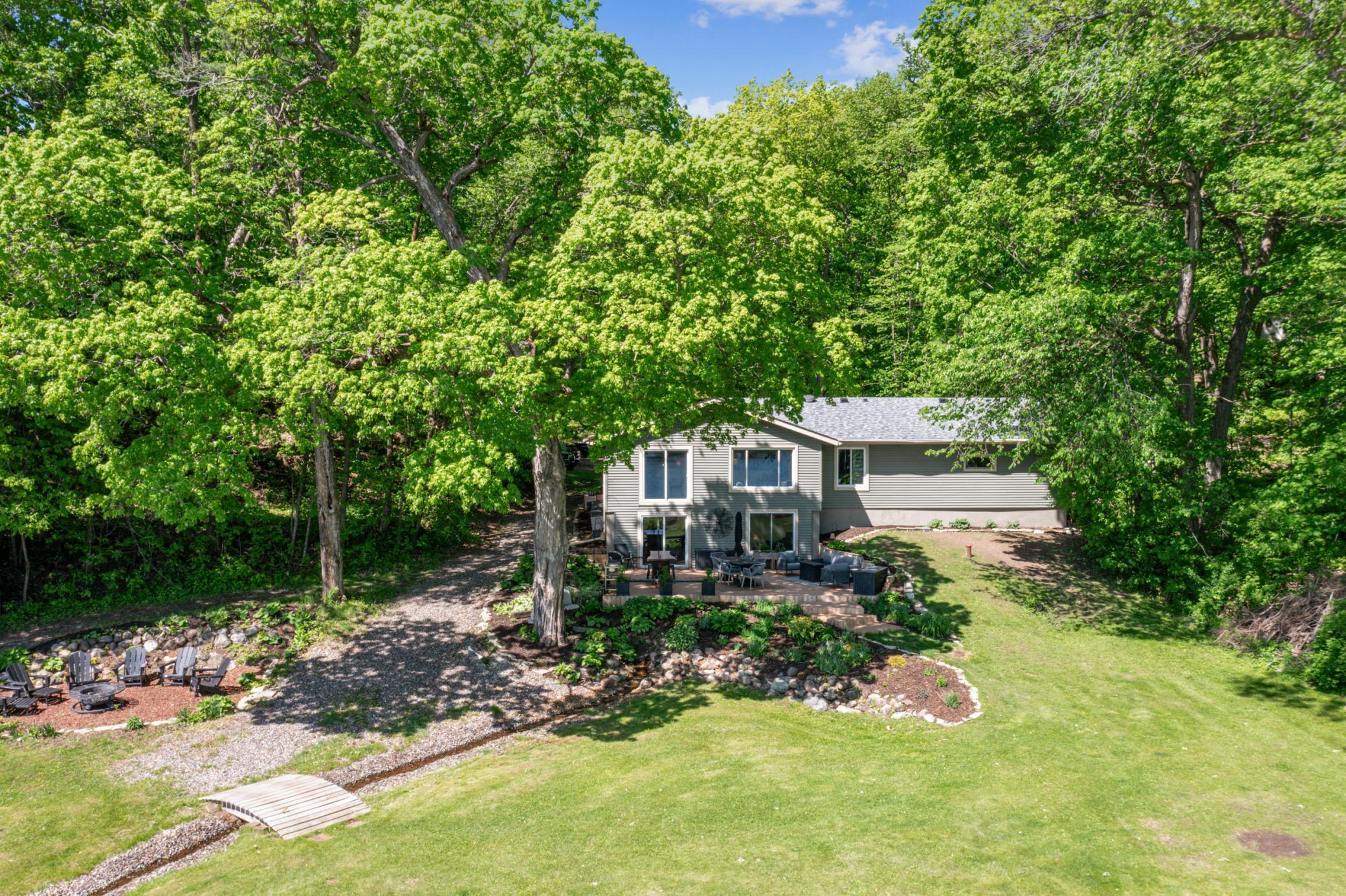 49935 Acacia Trail