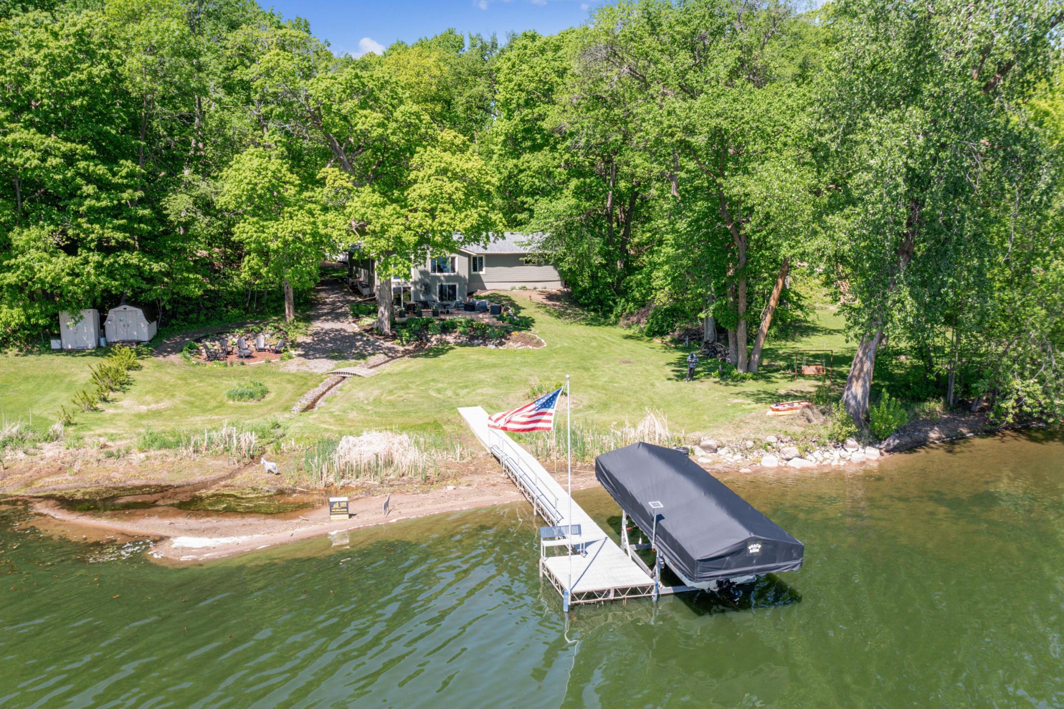 49935 Acacia Trail