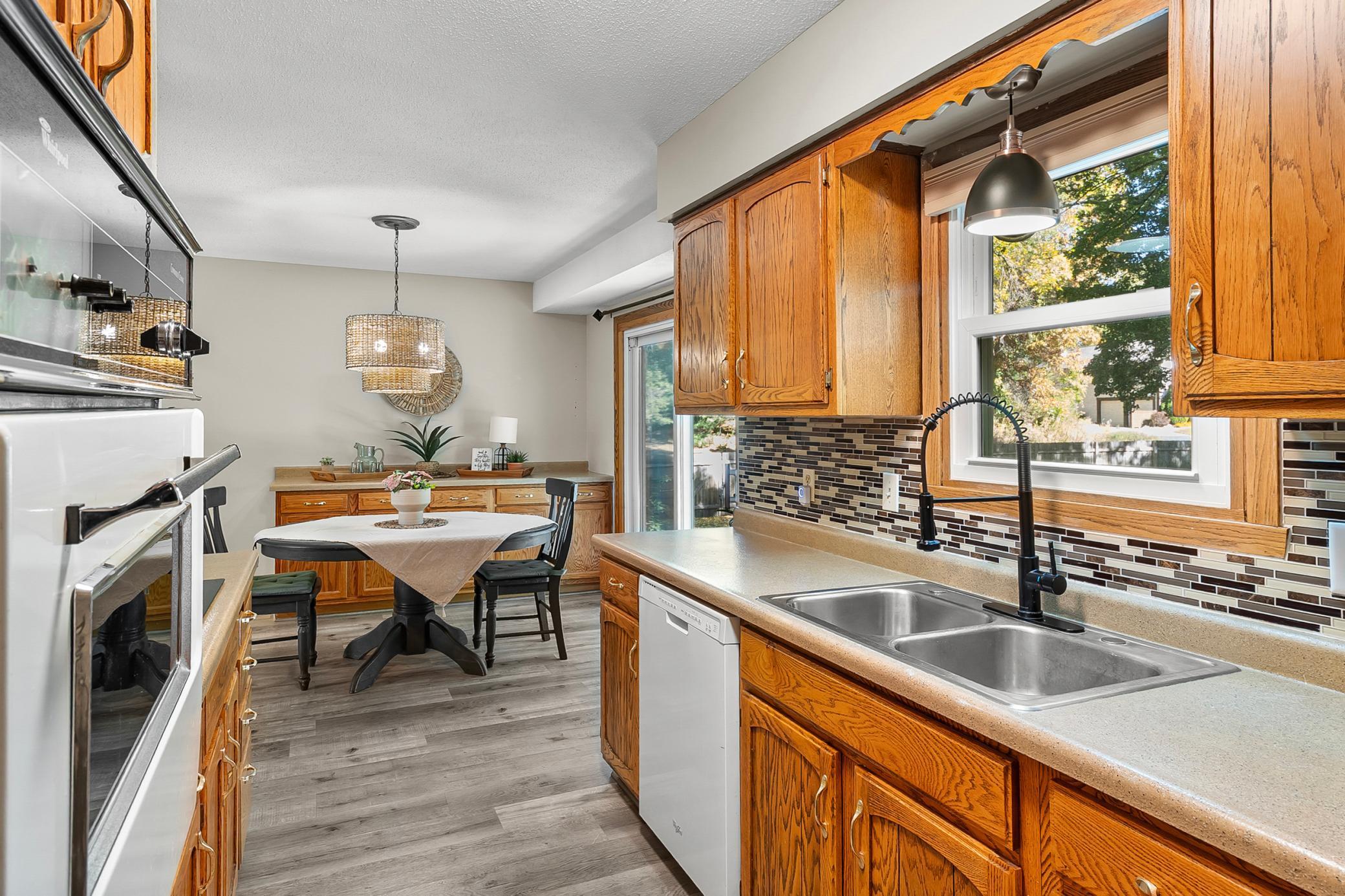 4338 Dunrovin Lane