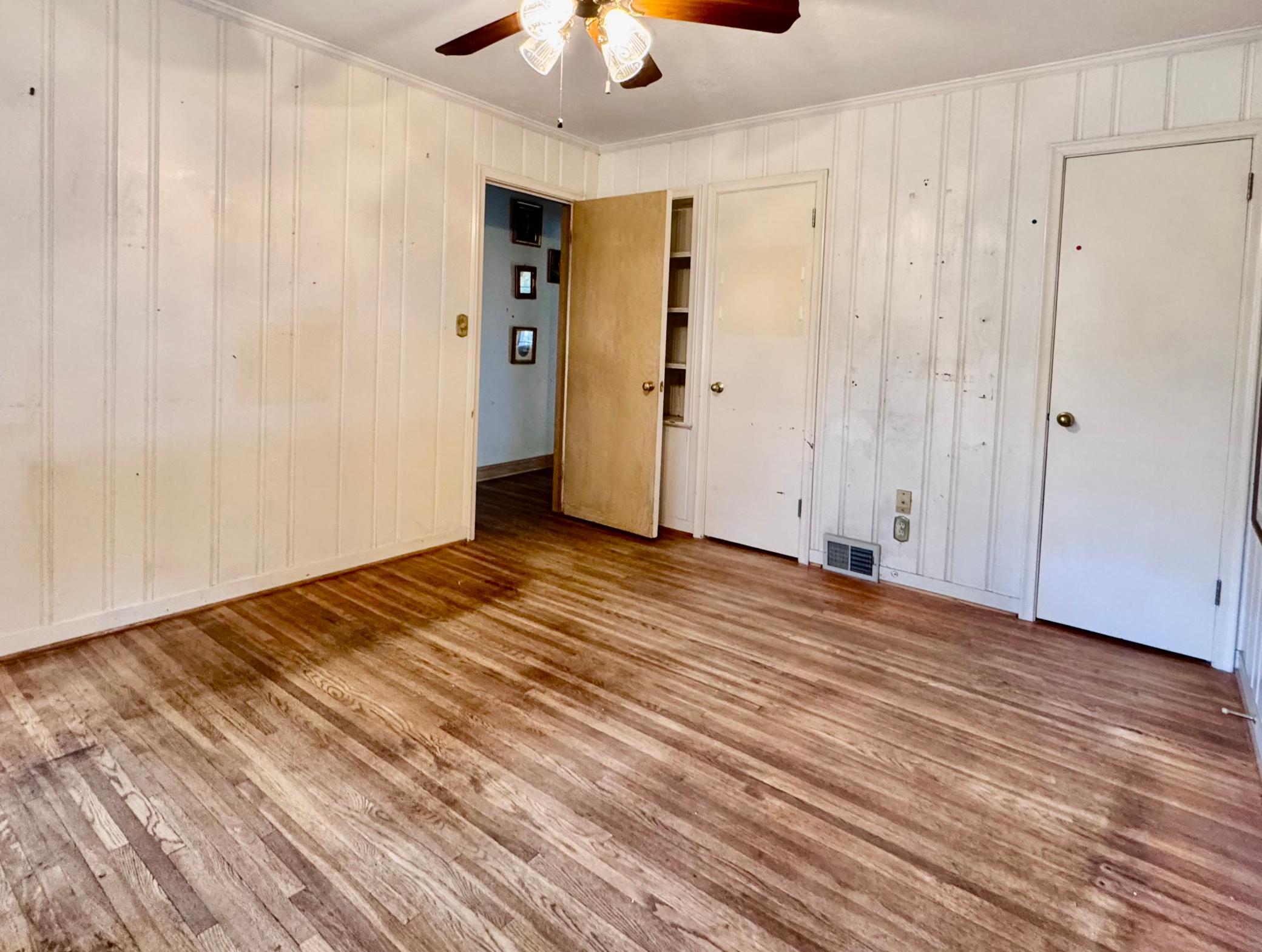 6528 Josephine Avenue