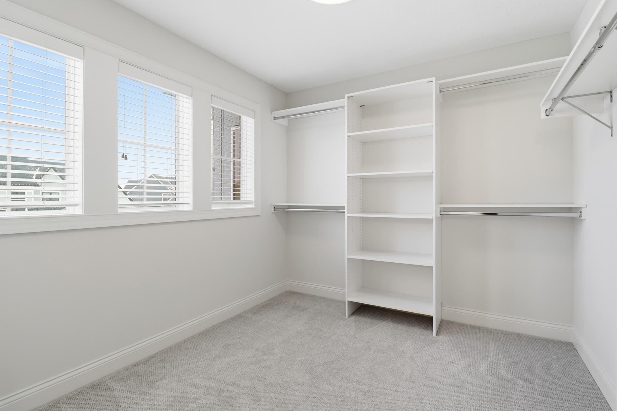 5840 Prestwick Court