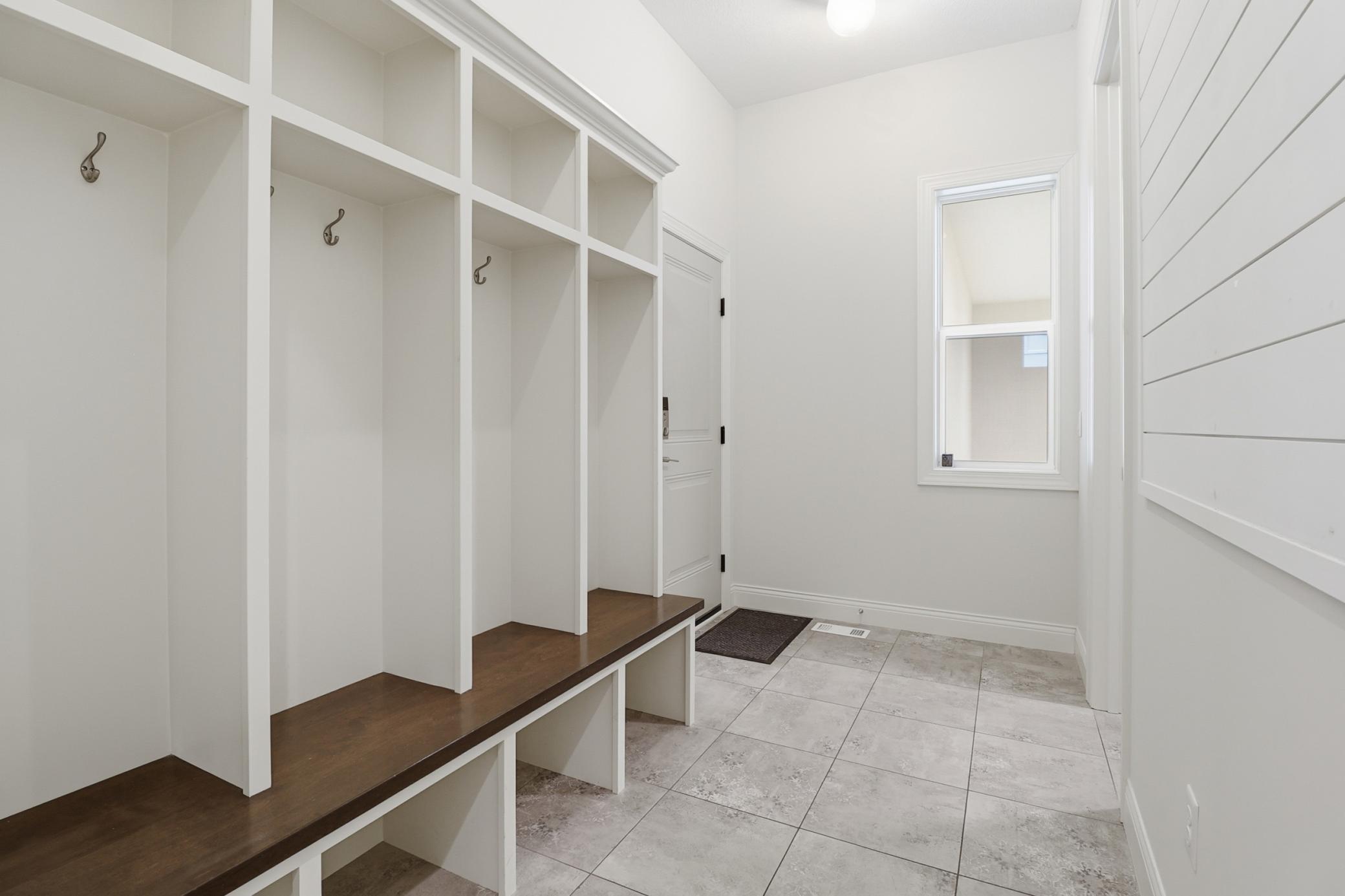 5840 Prestwick Court