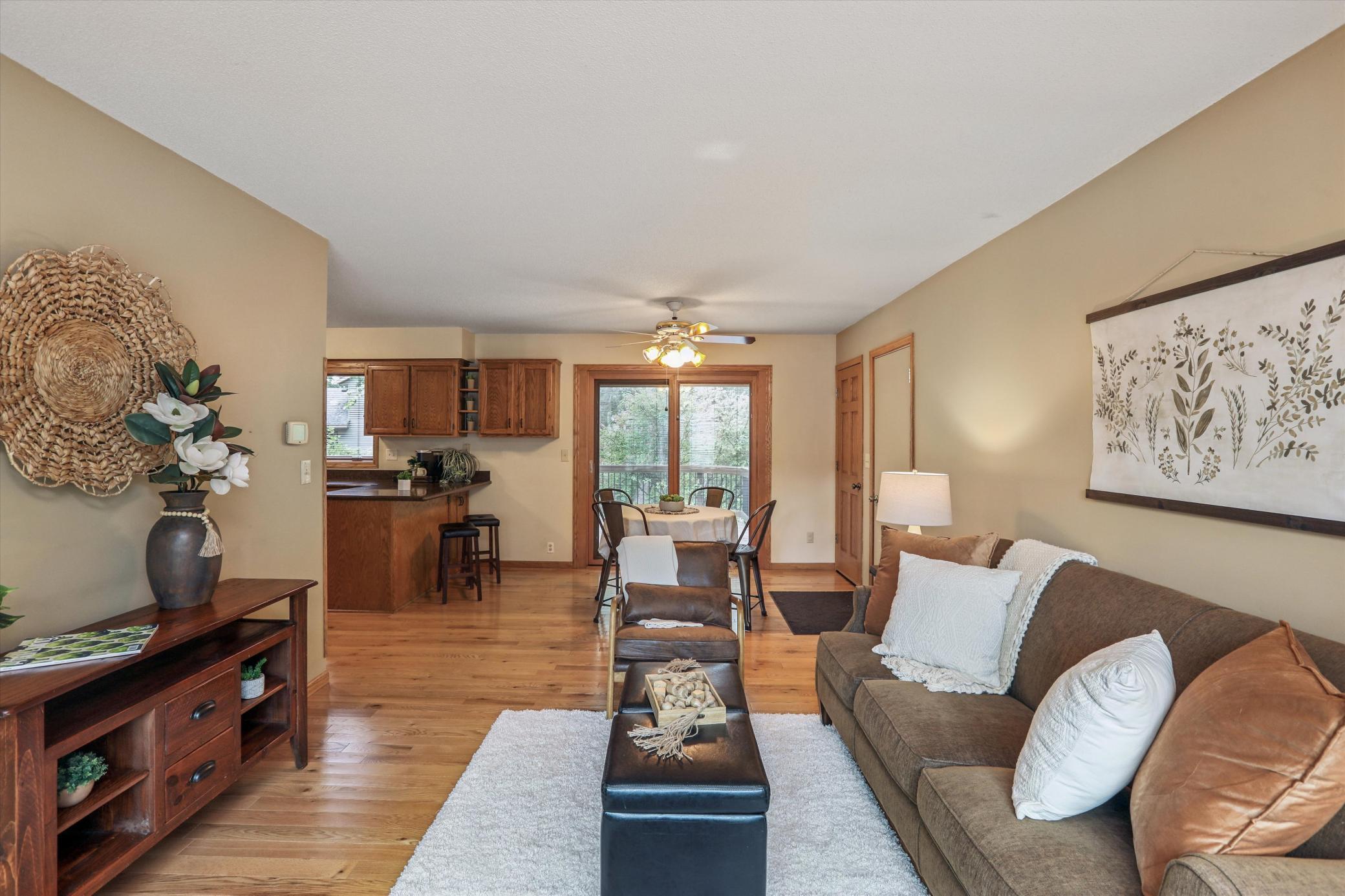 567 Lakewood Drive S