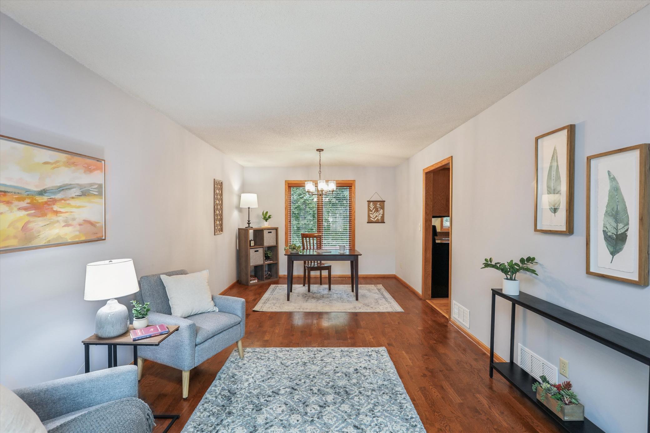 567 Lakewood Drive S