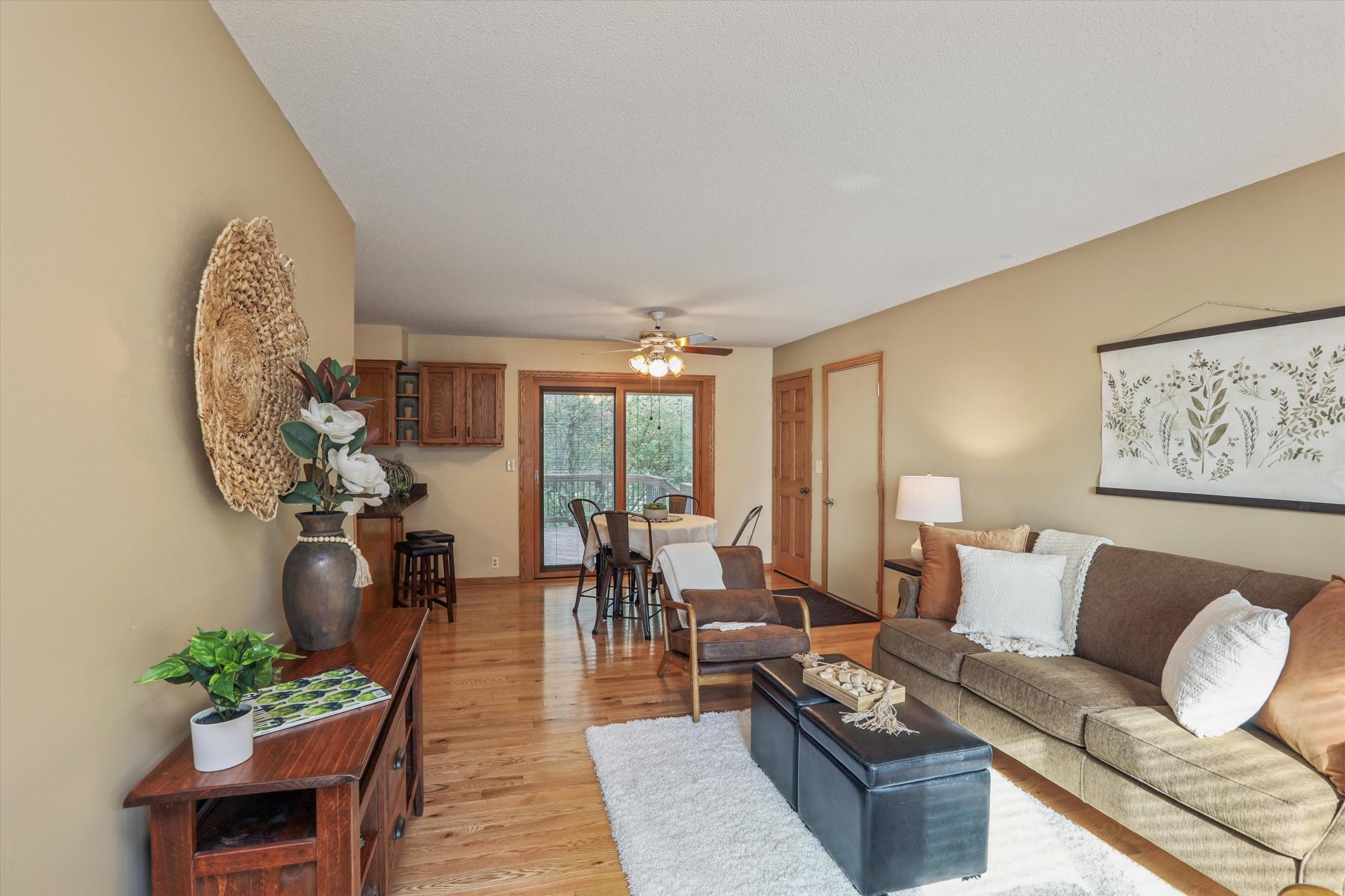 567 Lakewood Drive S