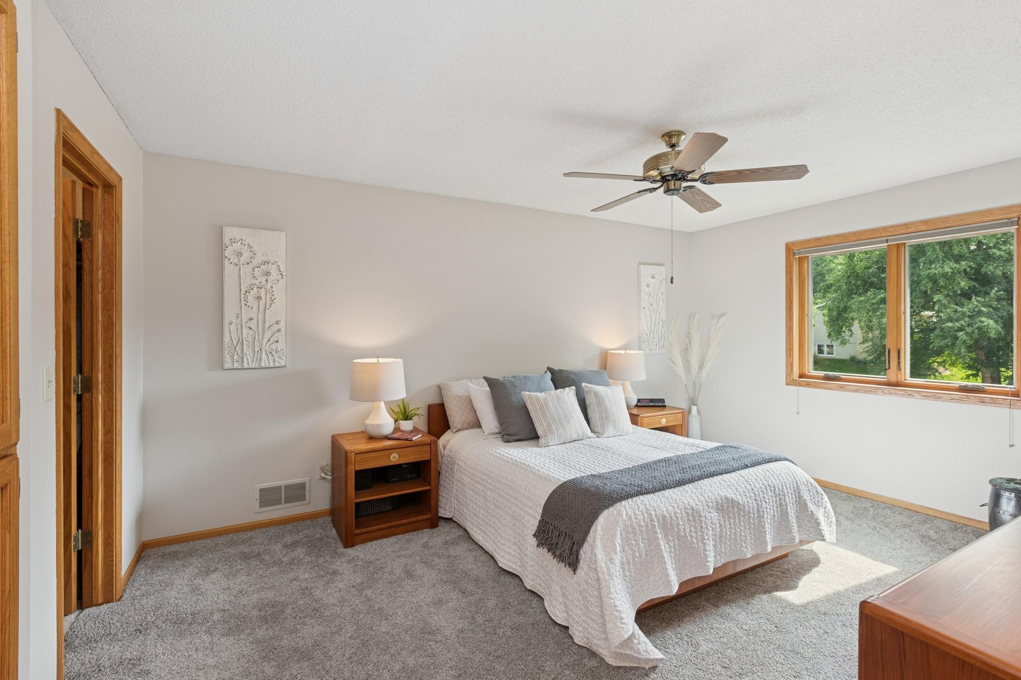 567 Lakewood Drive S