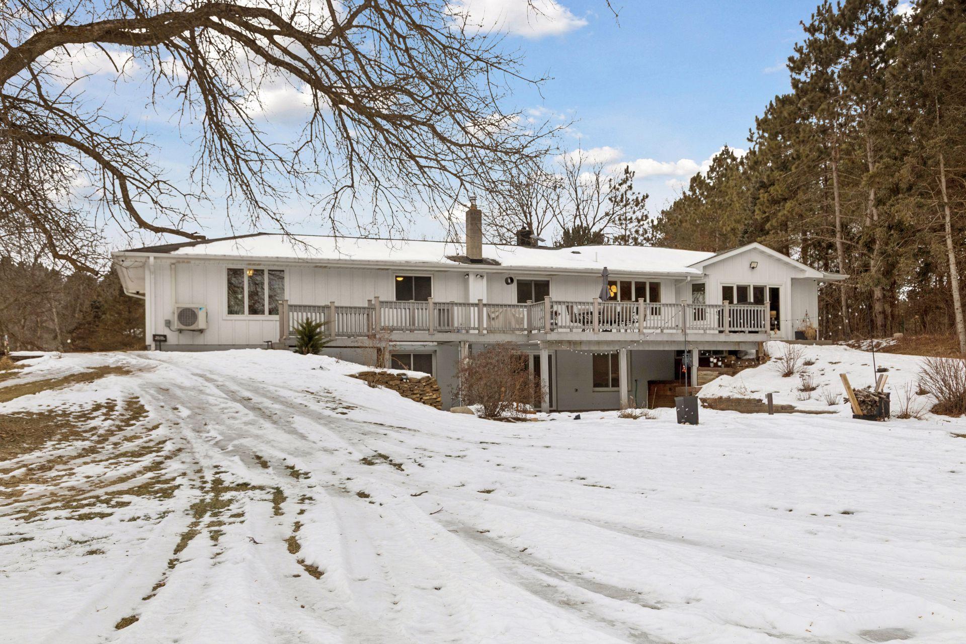 9353 Stonebridge Trail N