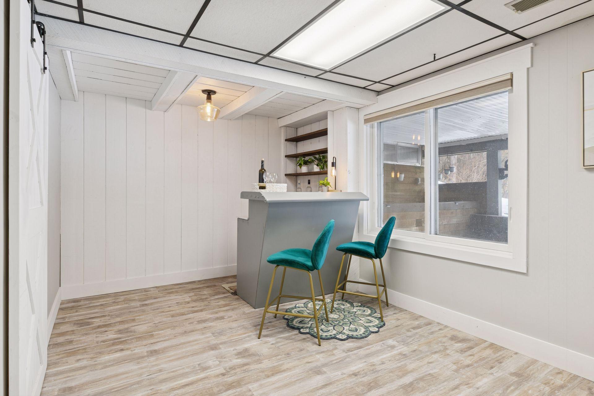 9353 Stonebridge Trail N