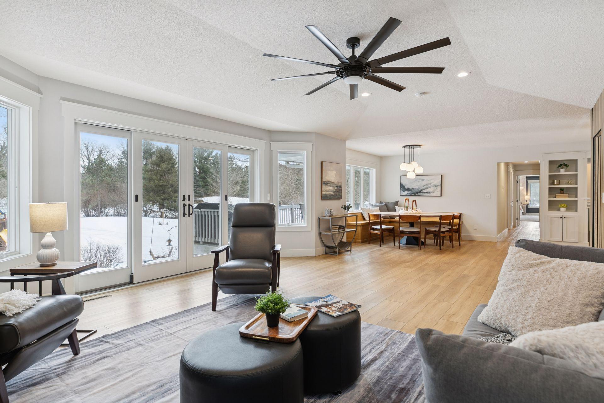 9353 Stonebridge Trail N