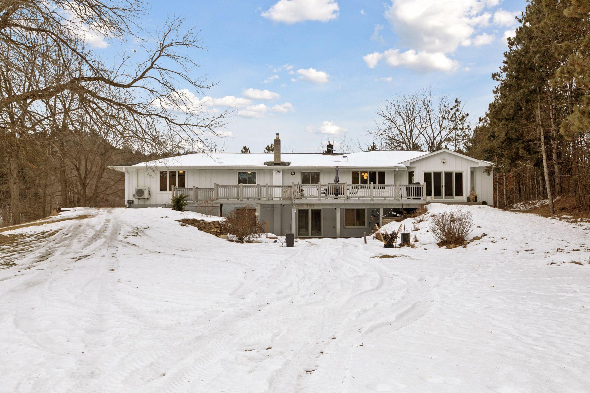 9353 Stonebridge Trail N