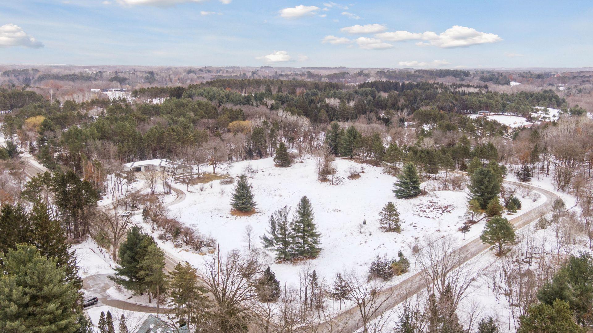 9353 Stonebridge Trail N