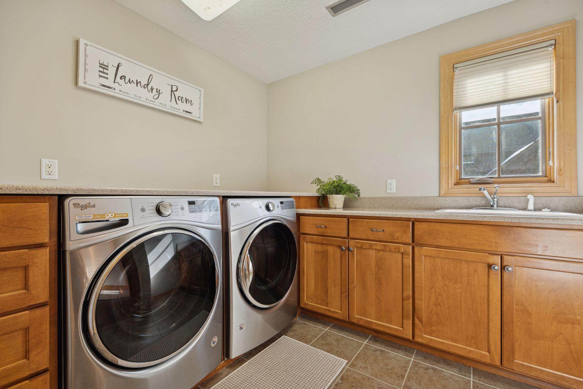 22620 Hayward Avenue N