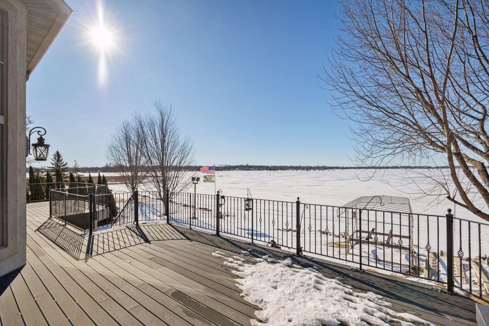 22620 Hayward Avenue N