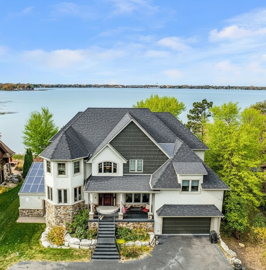 22620 Hayward Avenue N