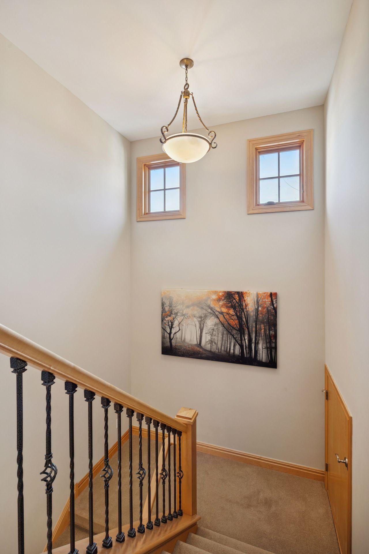 22620 Hayward Avenue N