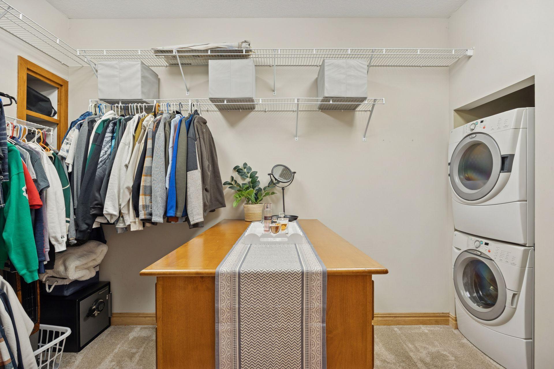 22620 Hayward Avenue N