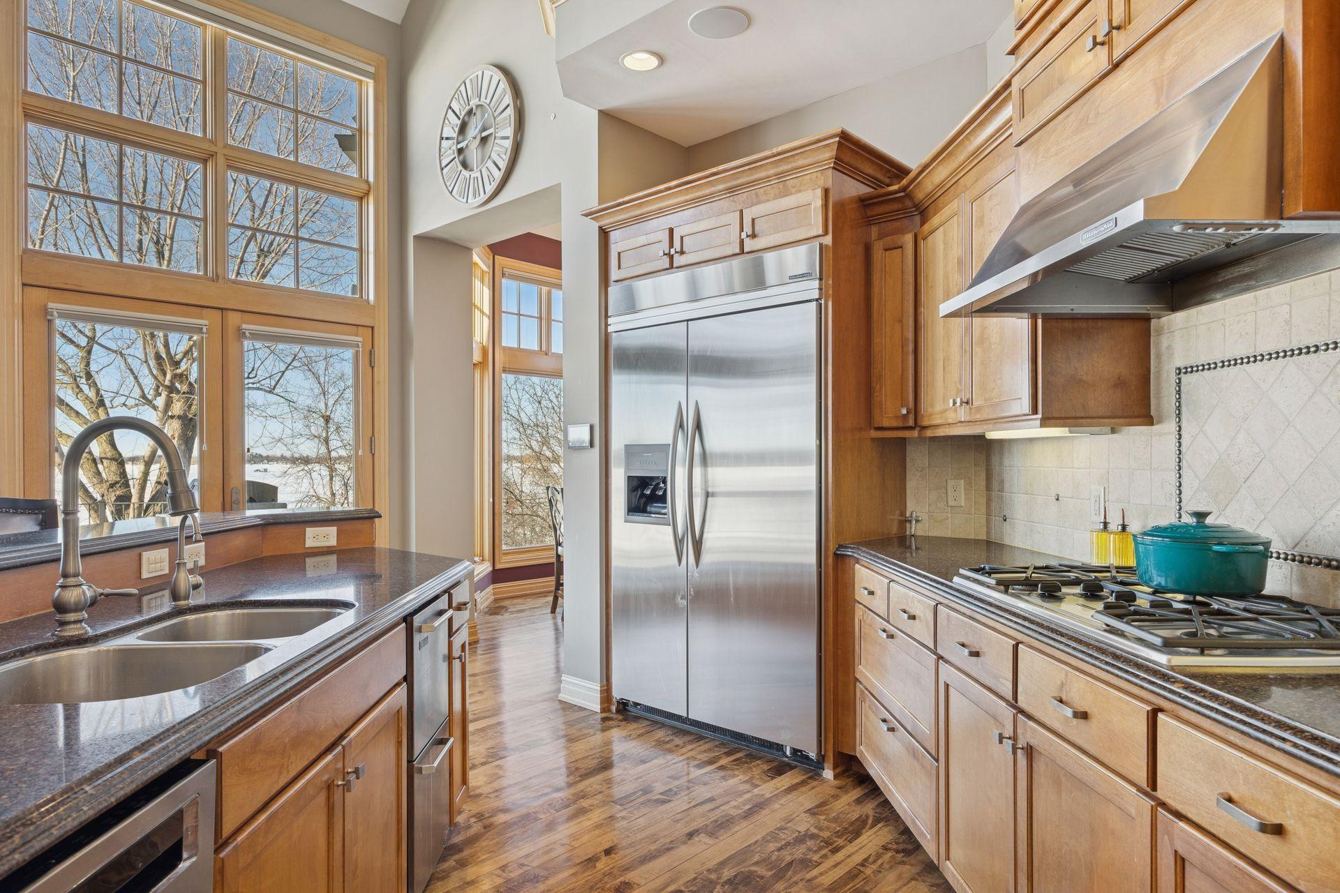 22620 Hayward Avenue N