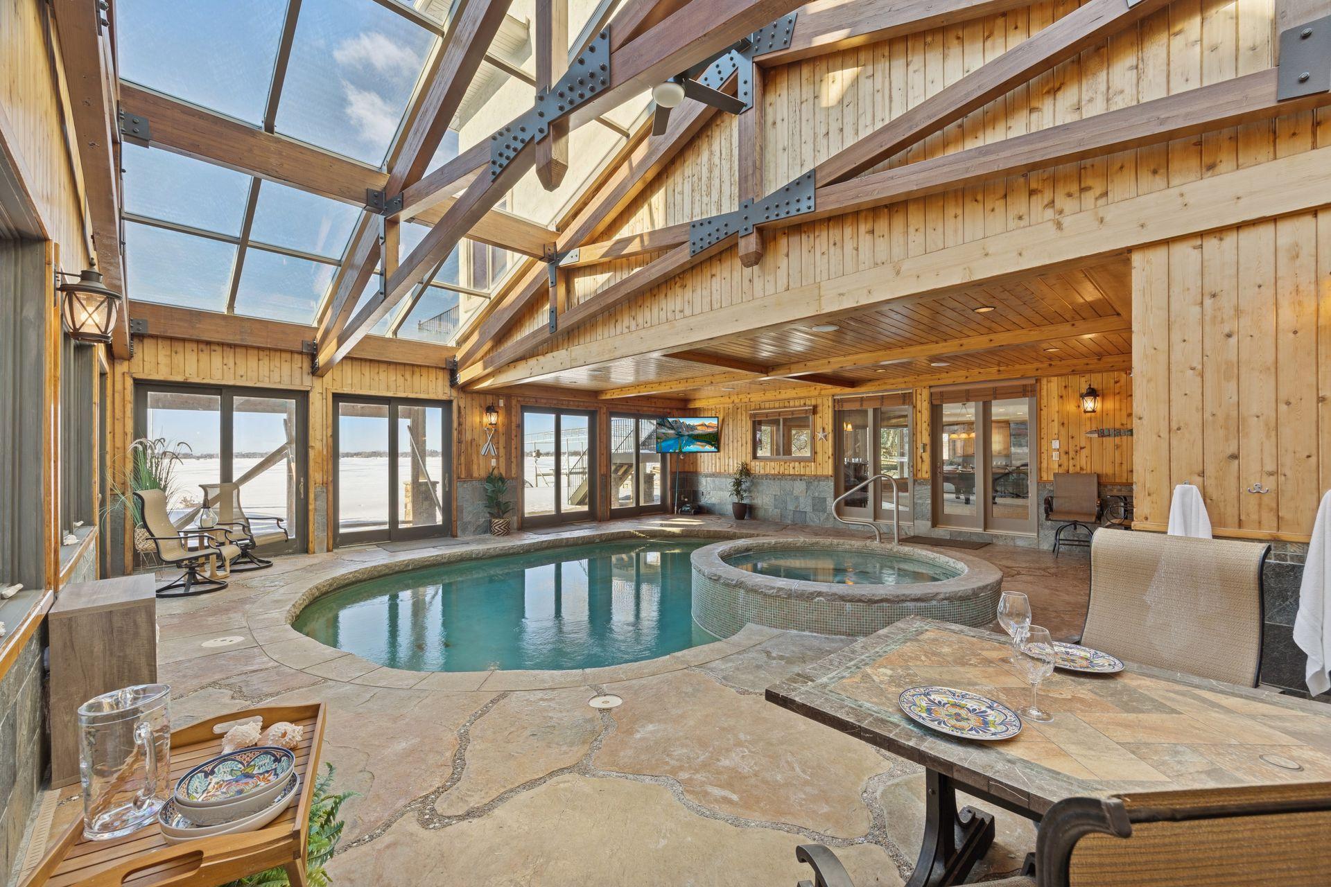 22620 Hayward Avenue N