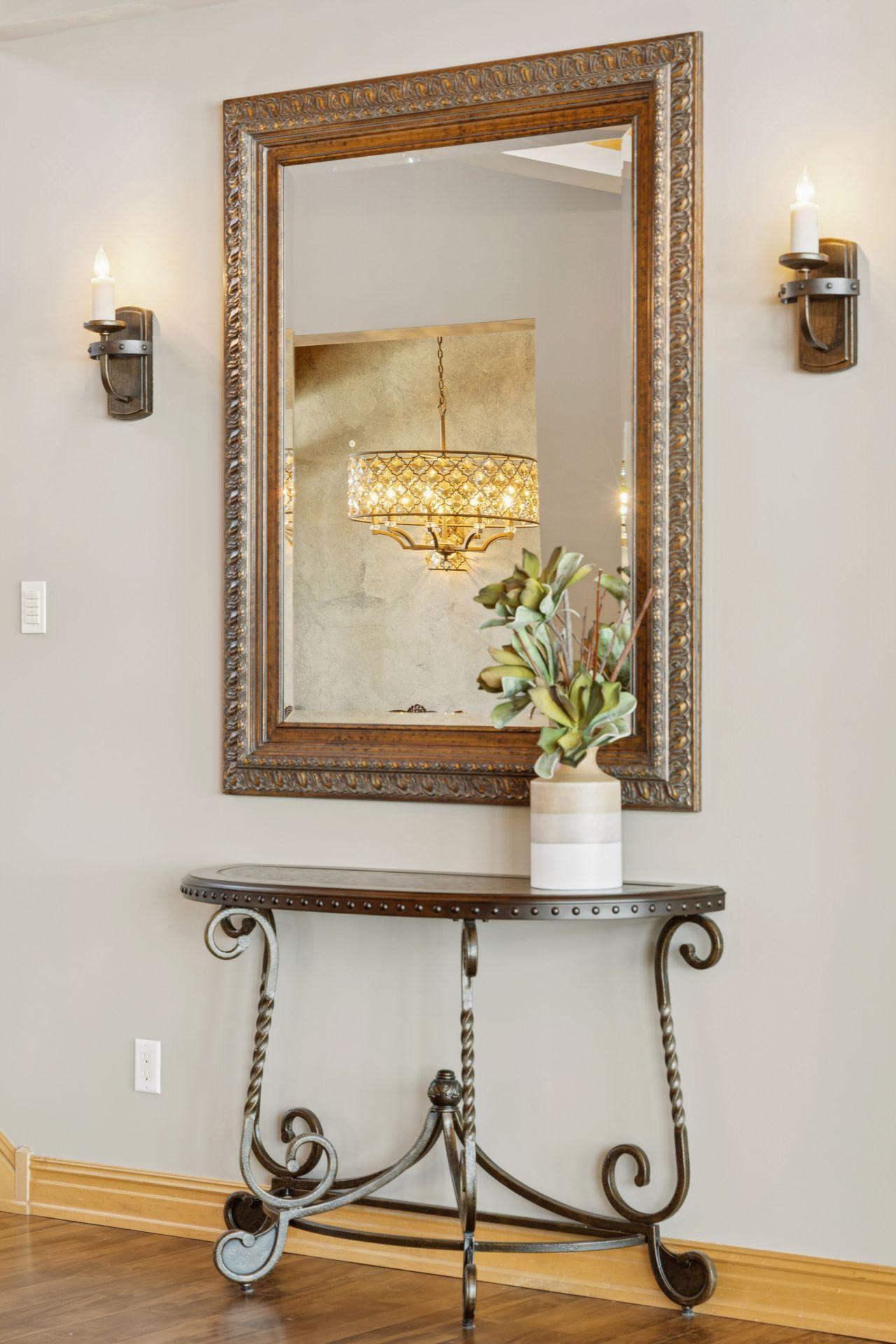 22620 Hayward Avenue N