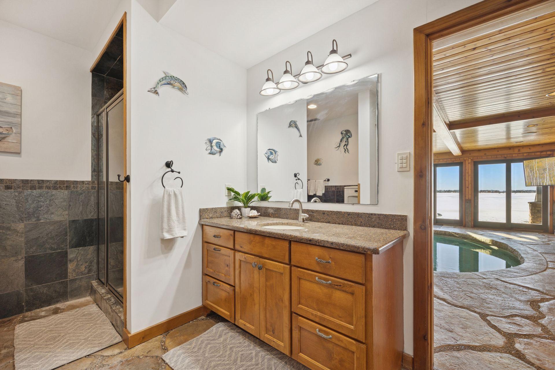 22620 Hayward Avenue N