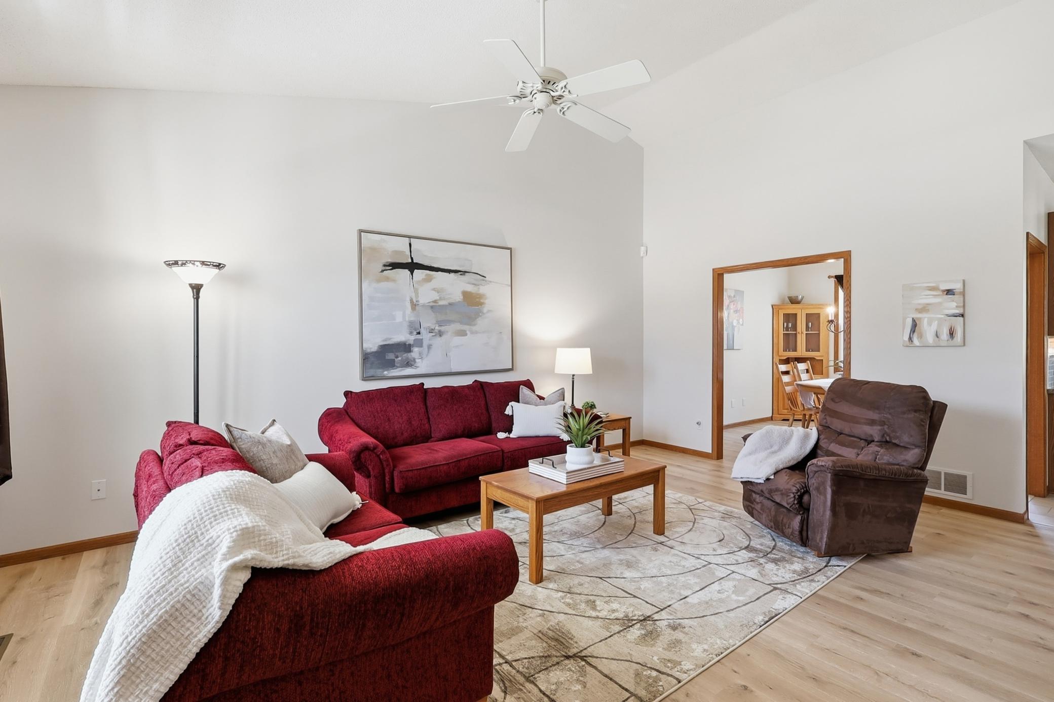 3420 N View Bay