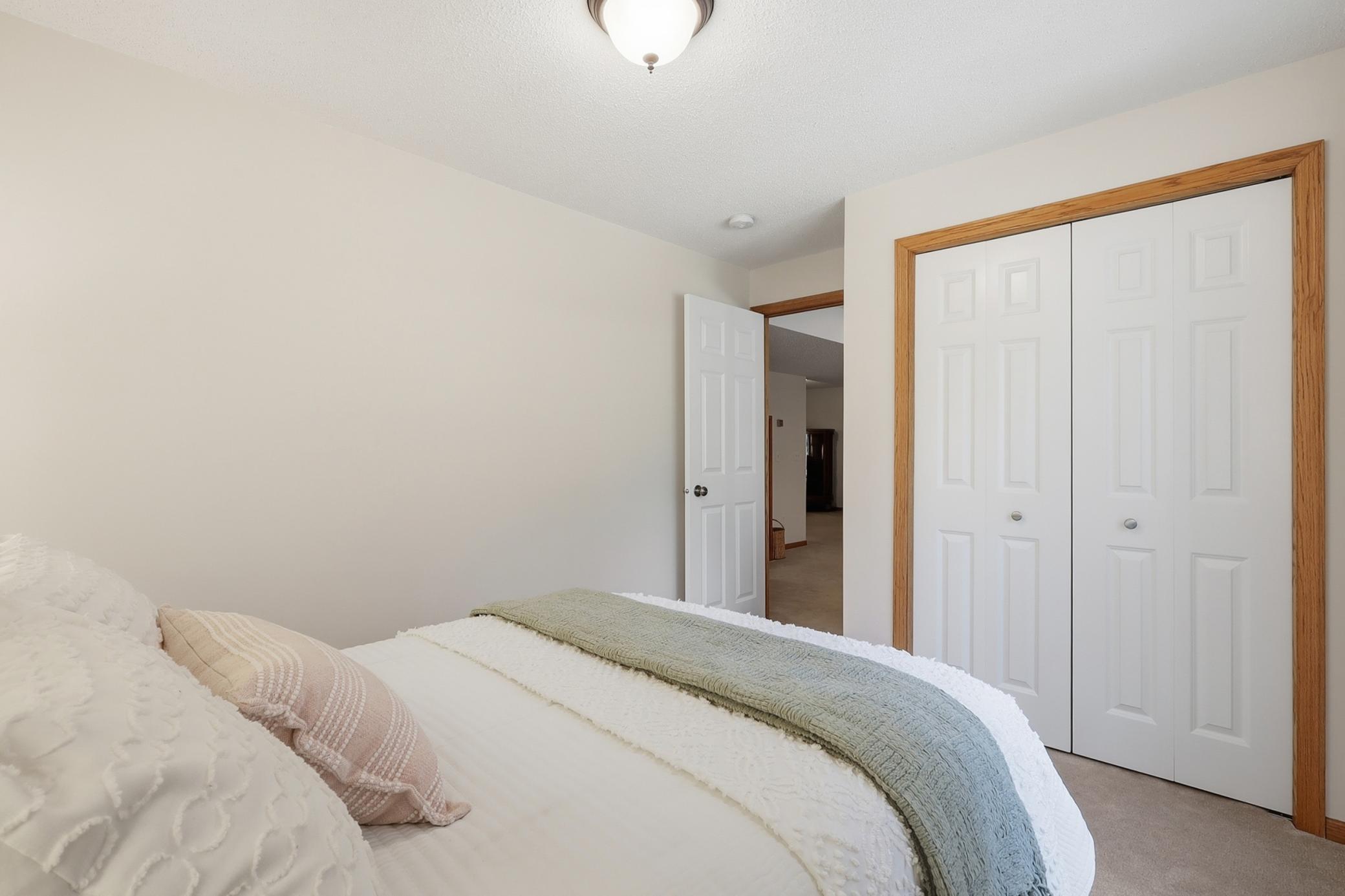 3420 N View Bay