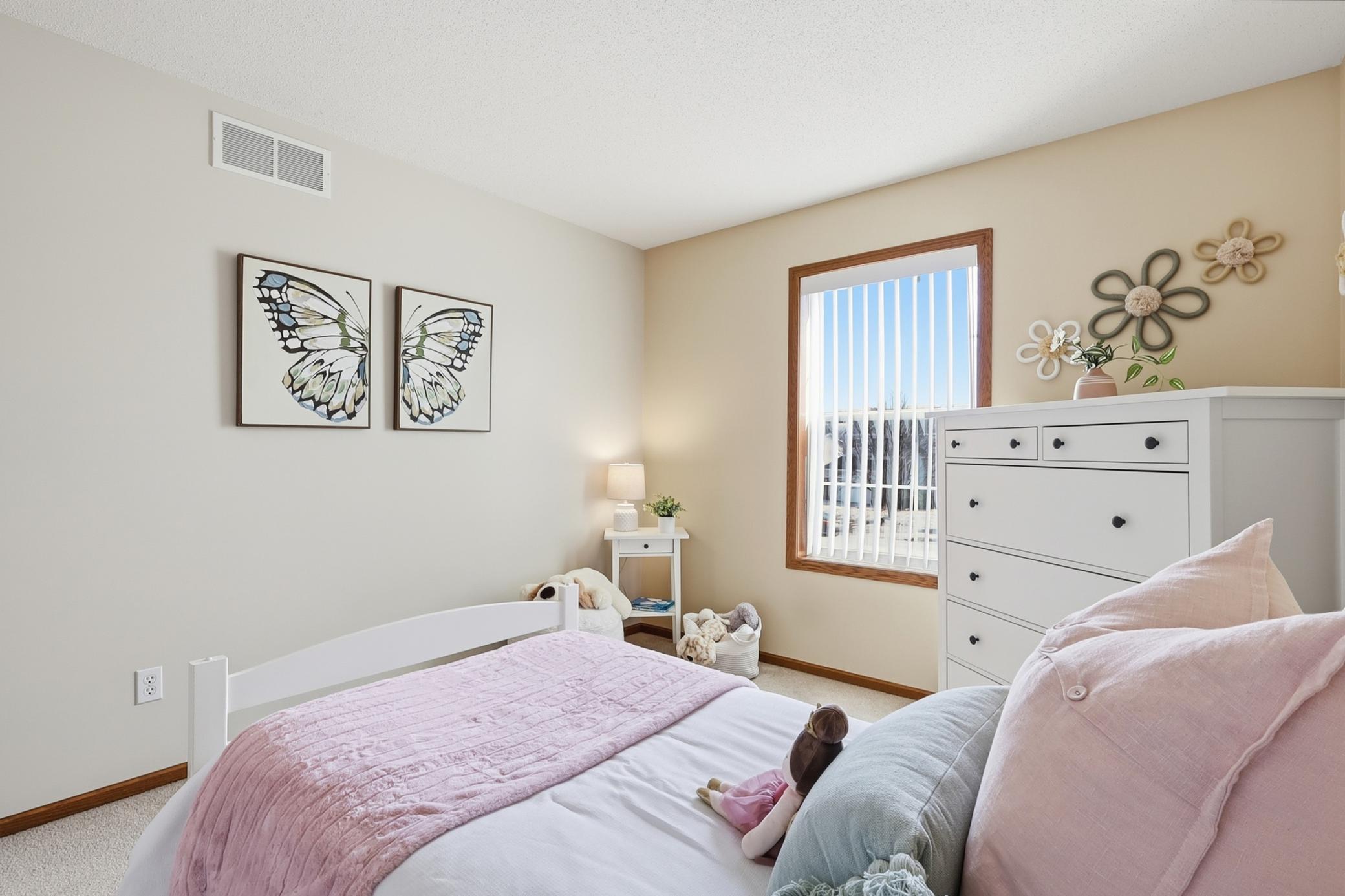 3420 N View Bay