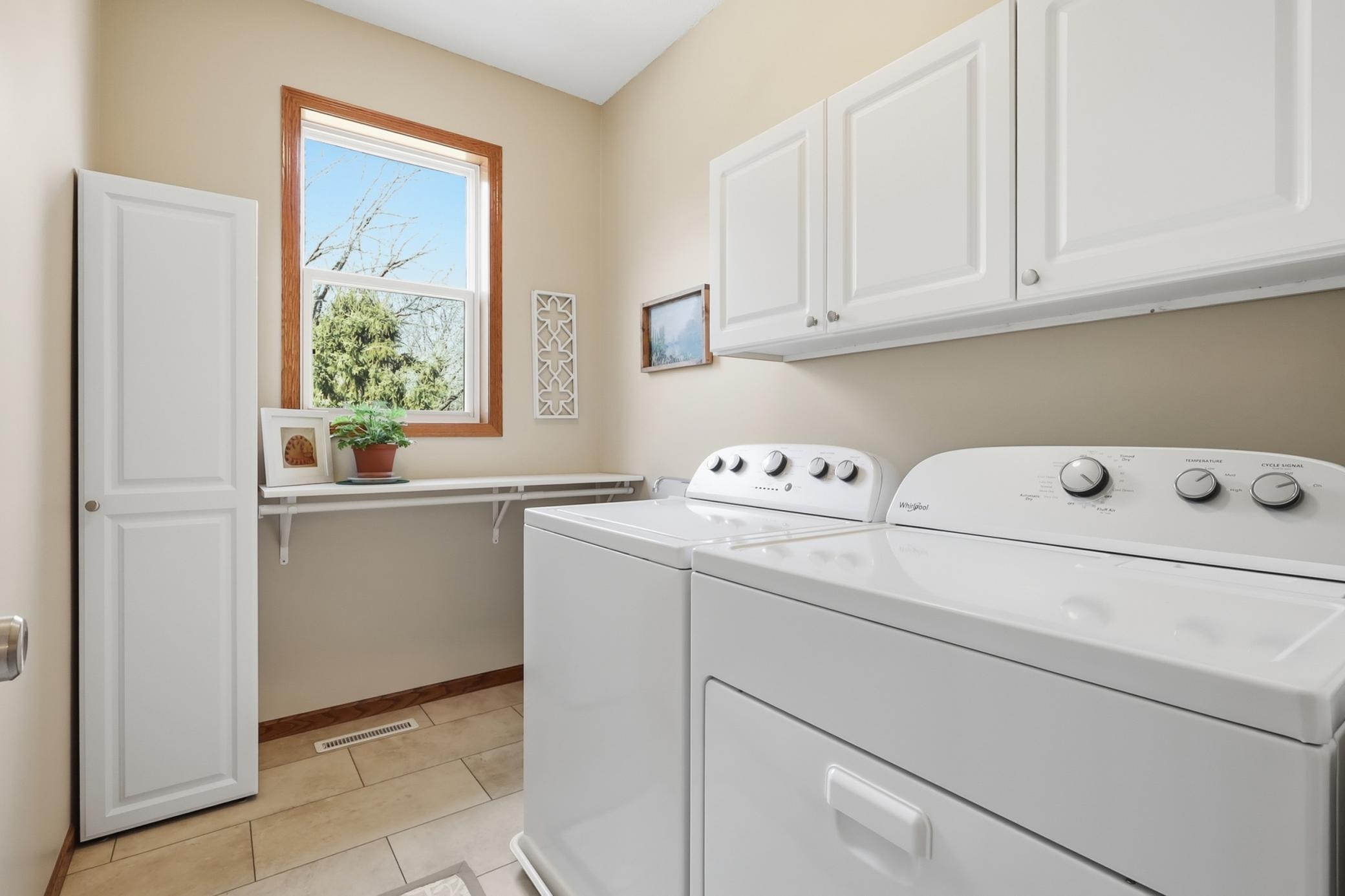 3420 N View Bay