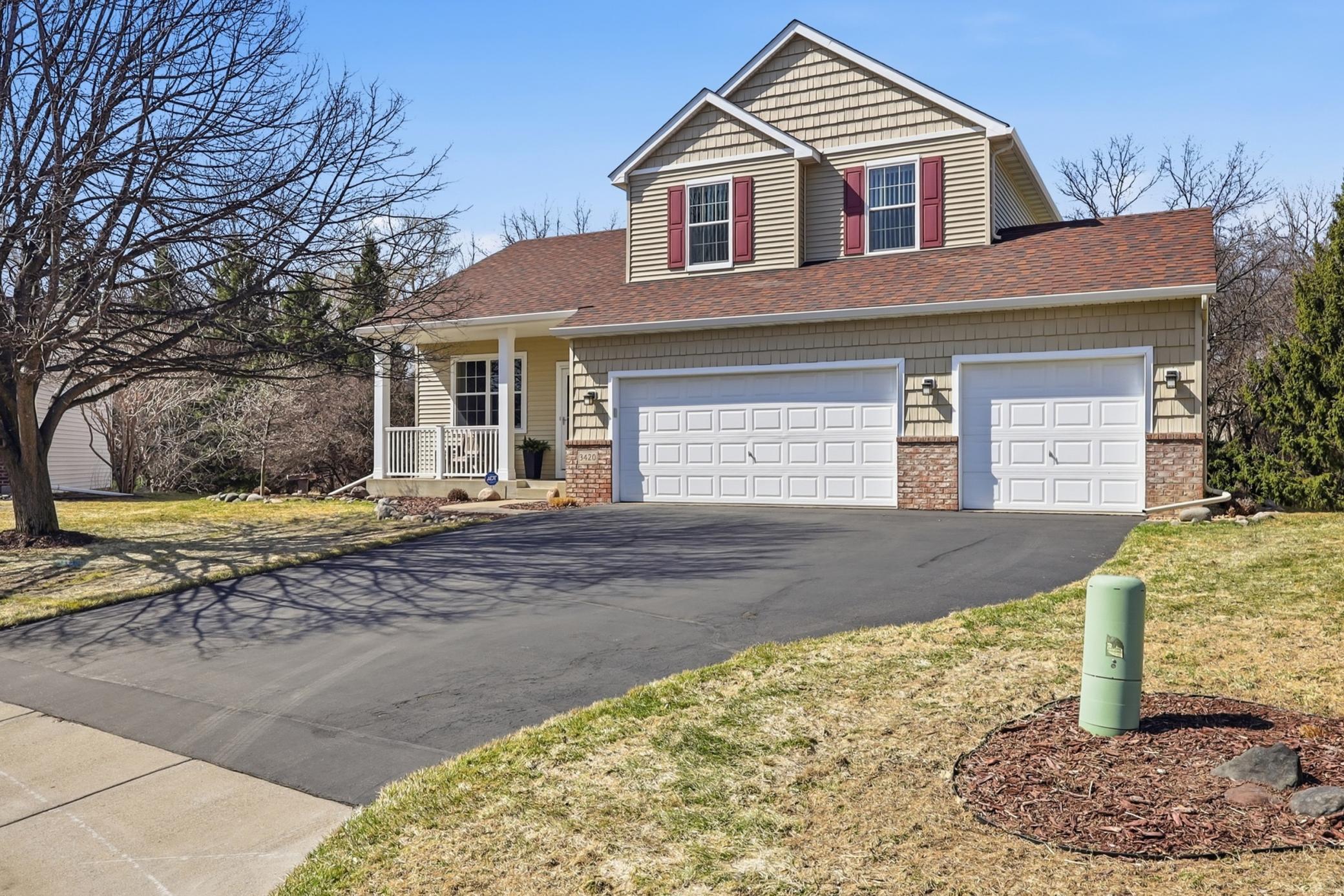 3420 N View Bay