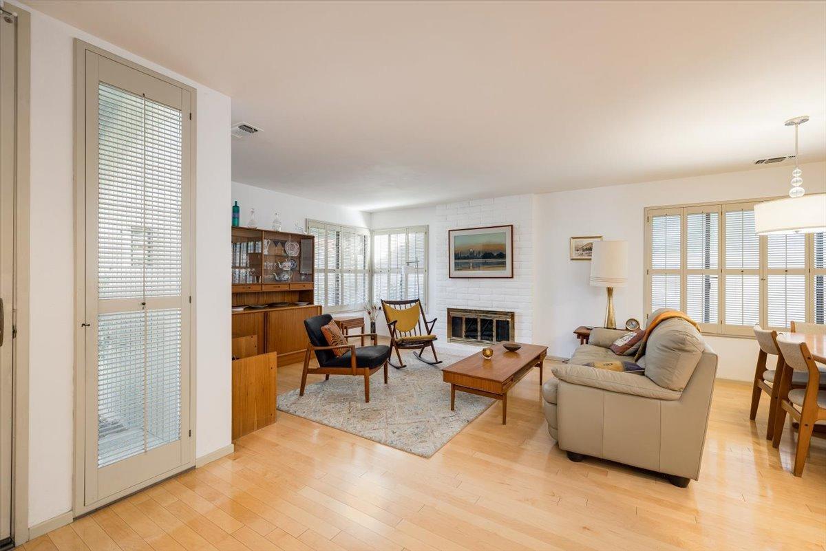 11423 Treasure Hill Court